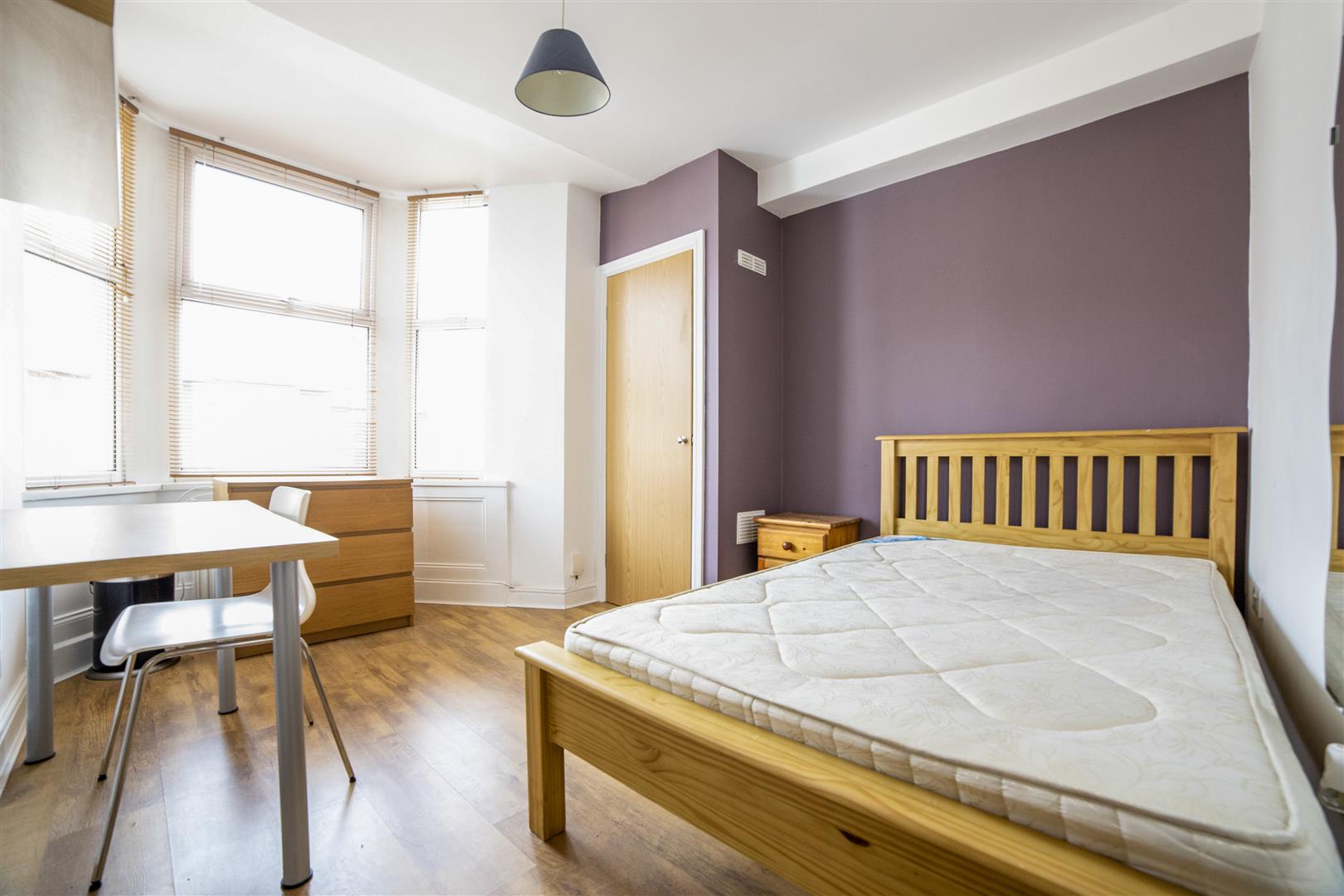 6 bed maisonette to rent in Grosvenor Road, Jesmond 6