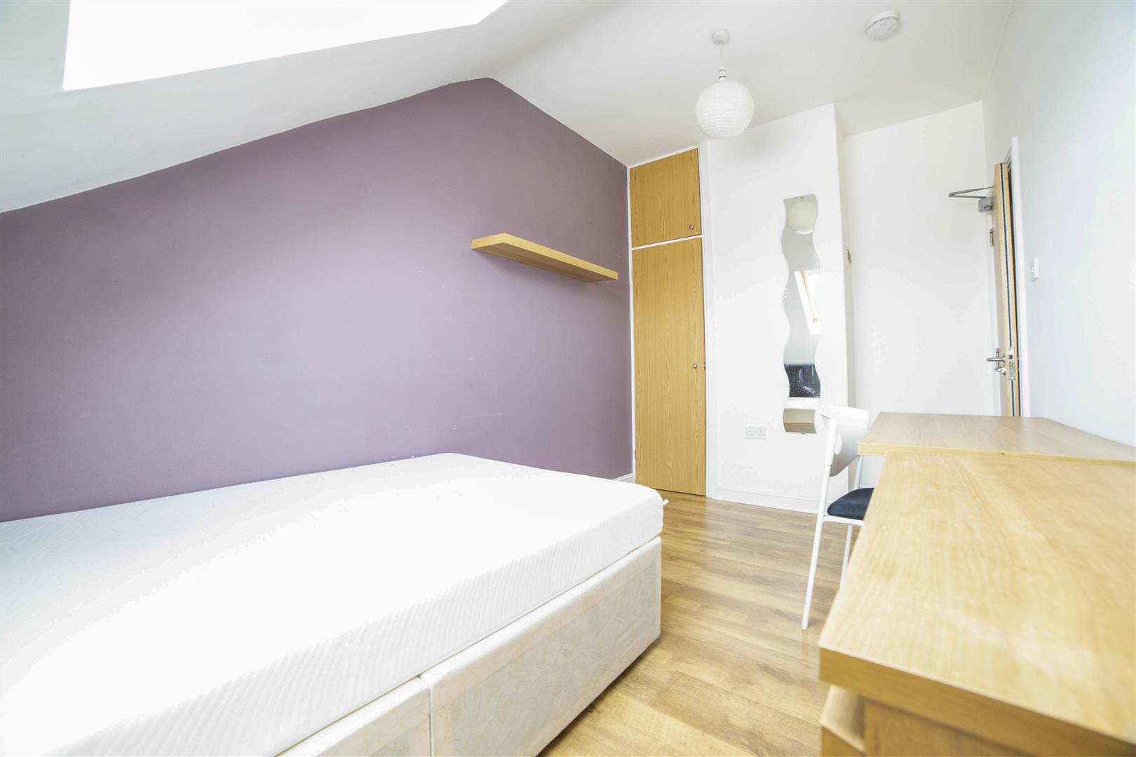 6 bed maisonette to rent in Grosvenor Road, Jesmond 8