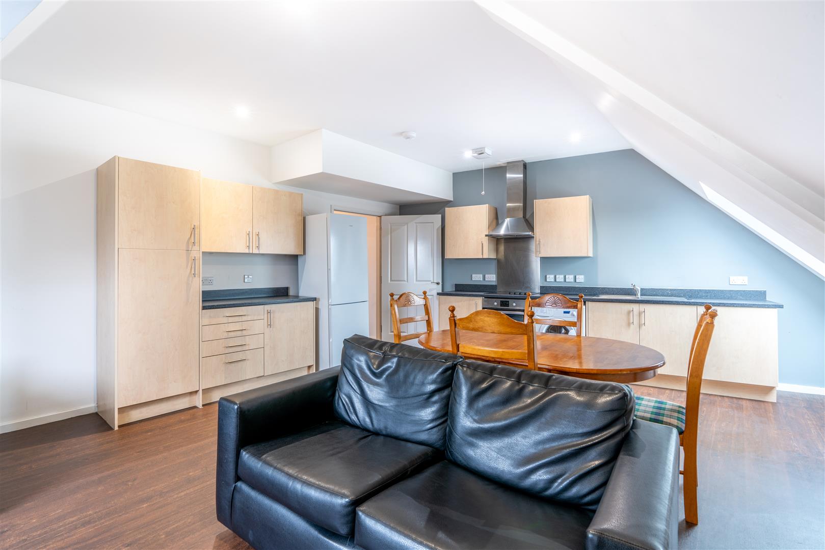 3 bed apartment to rent in Warton Terrace, Heaton  - Property Image 6