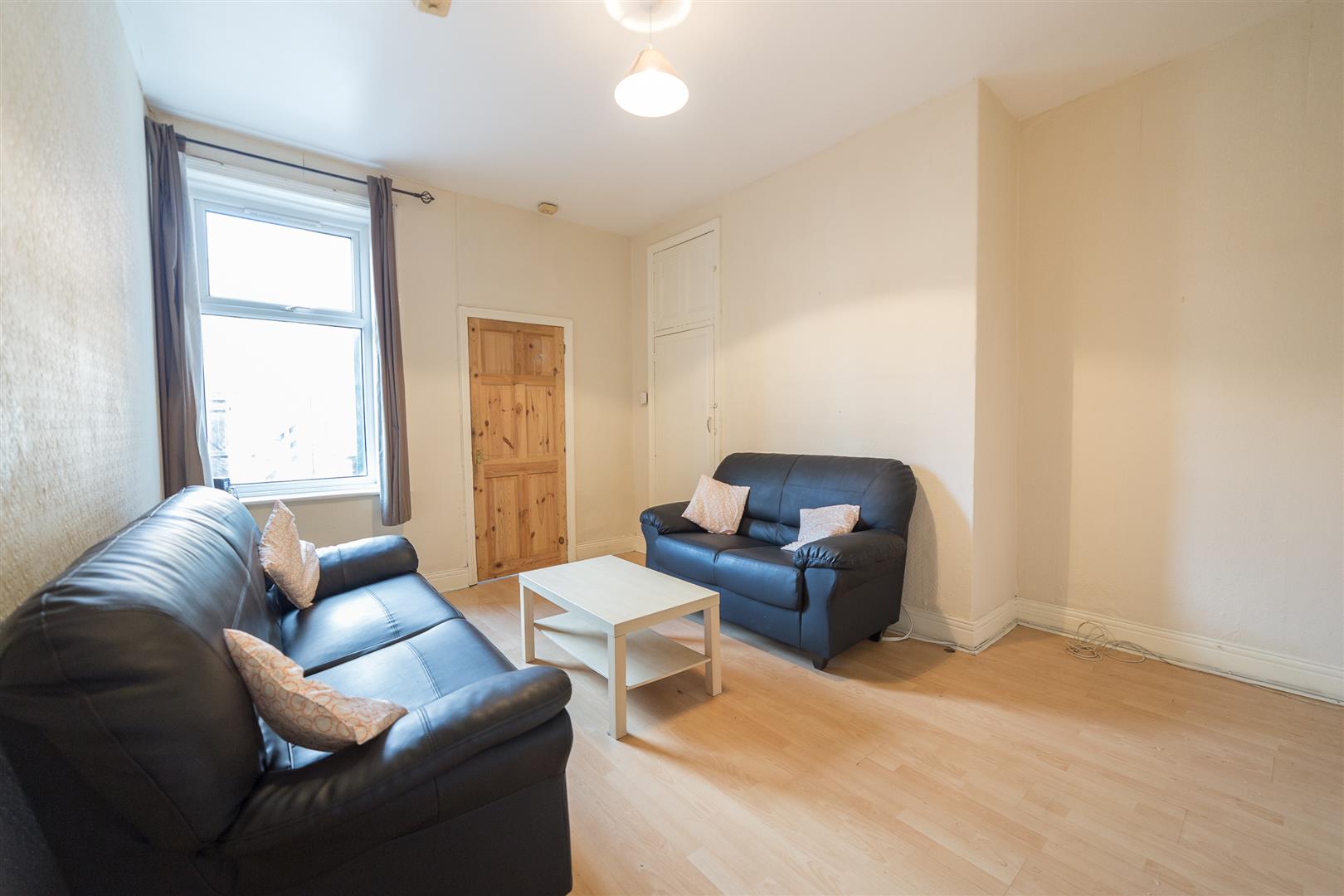 2 bed flat to rent in Simonside Terrace, Heaton 1