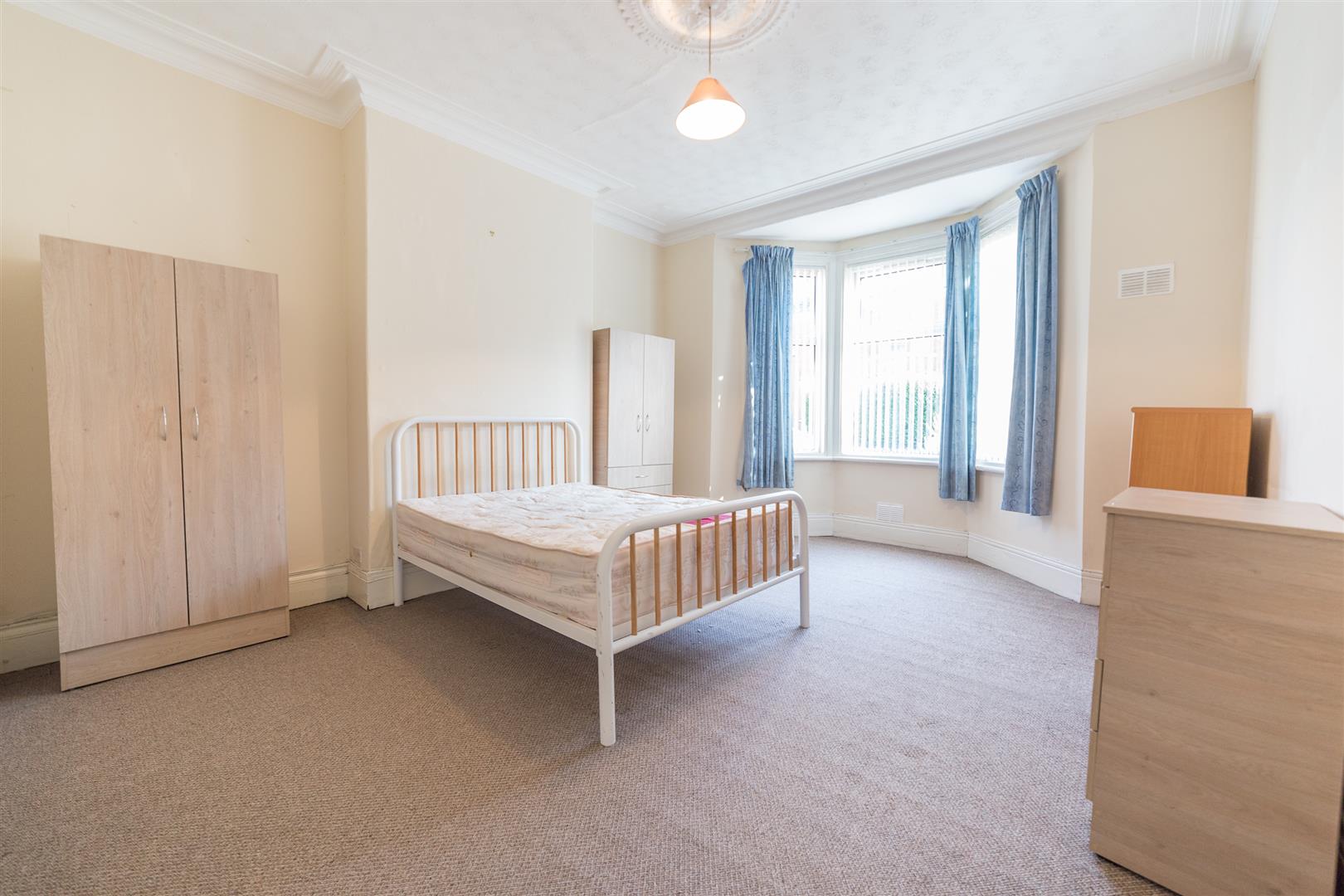 2 bed flat to rent in Simonside Terrace, Heaton 2