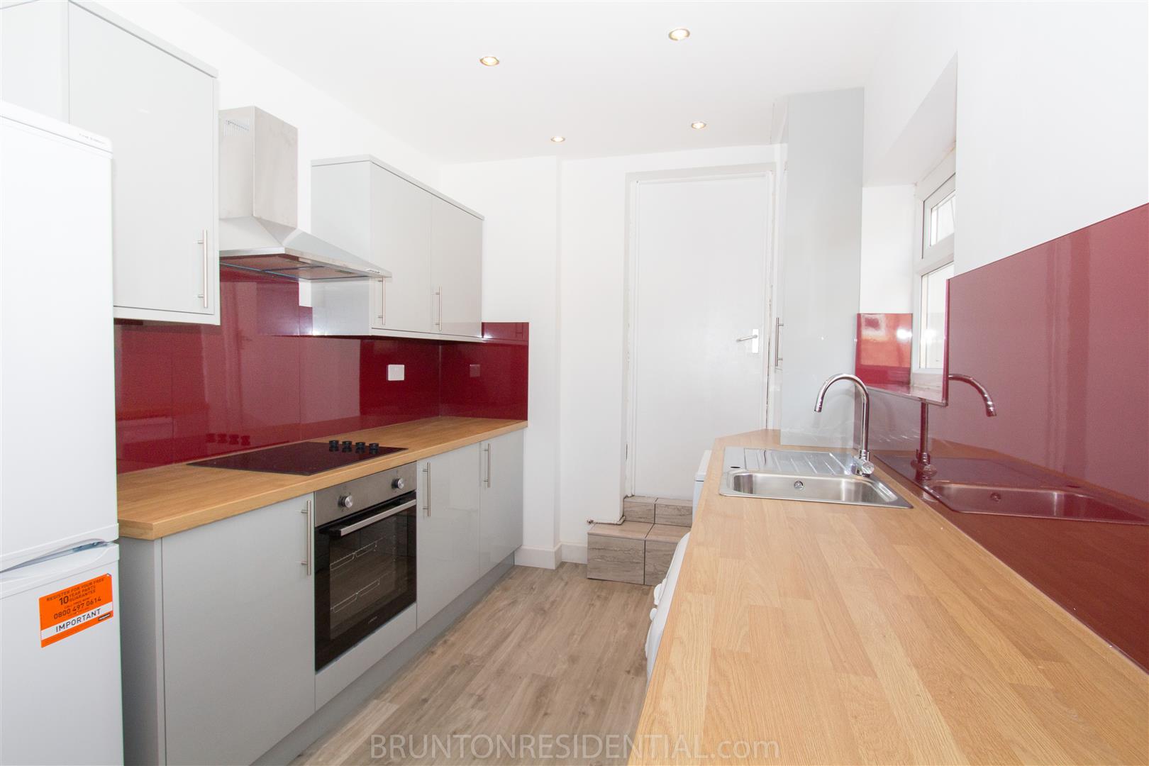 4 bed maisonette to rent in Trewhitt Road, Heaton  - Property Image 1