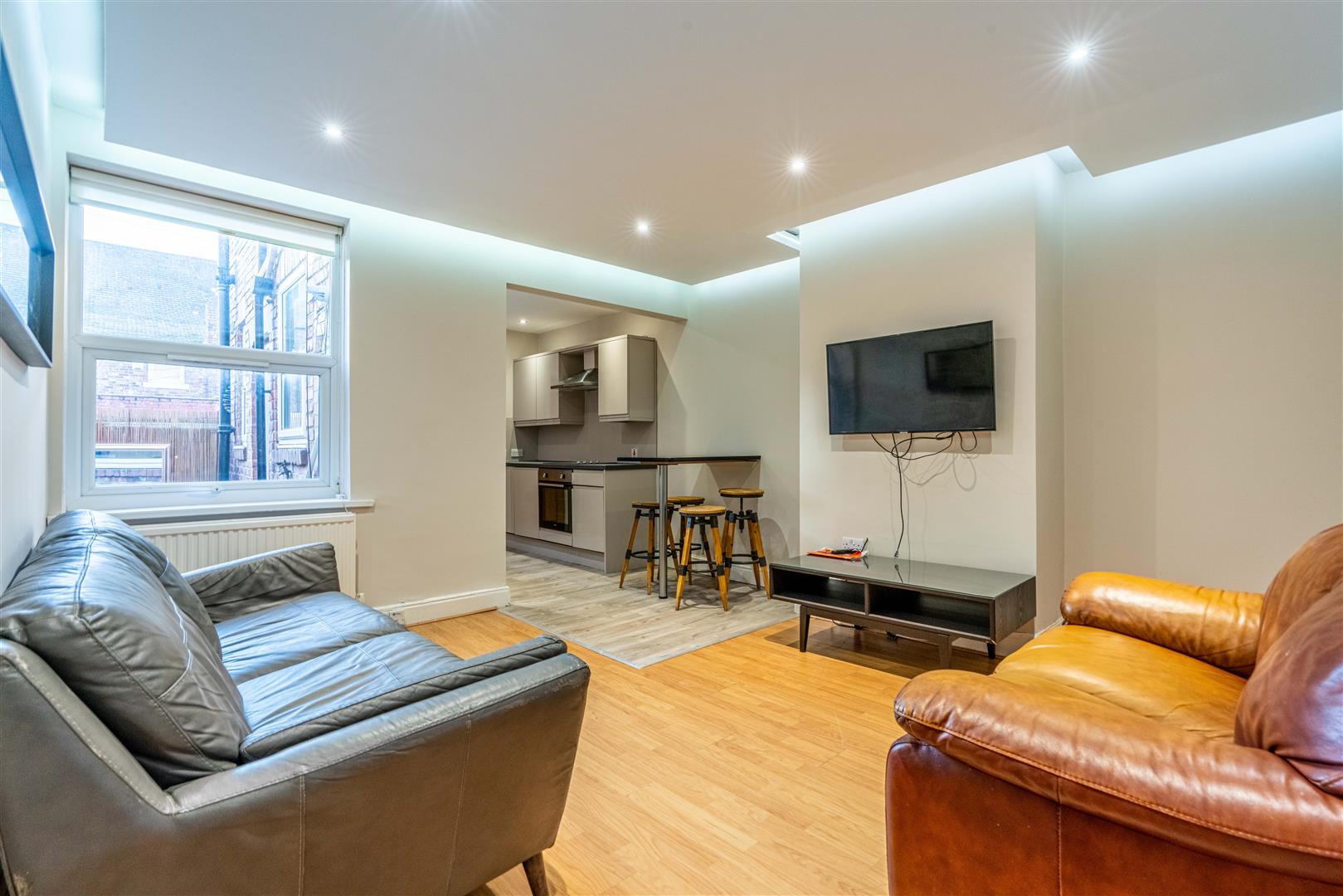 2 bed apartment to rent in Chillingham Road, Heaton, NE6 