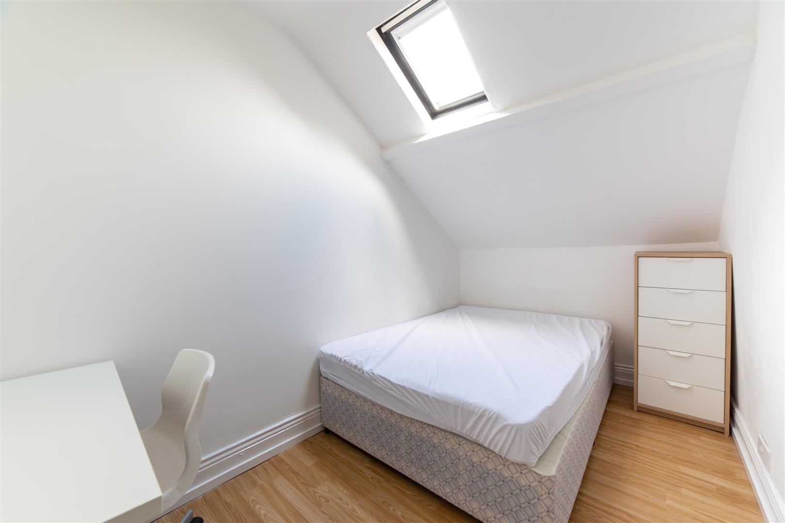 7 bed terraced house to rent in Simonside Terrace, Heaton 17