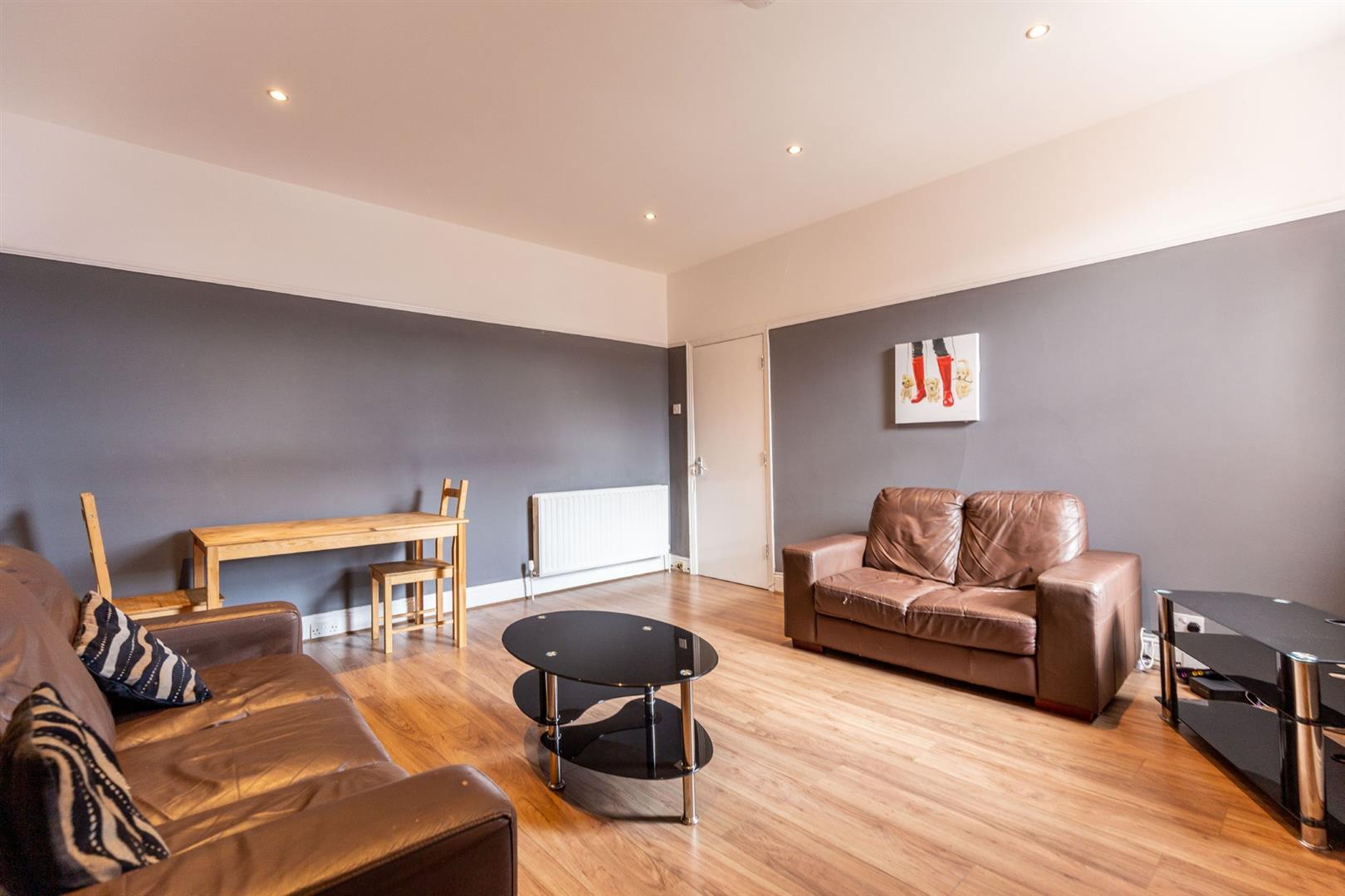 5 bed maisonette to rent in Warton Terrace, Newcastle Upon Tyne - Property Image 1