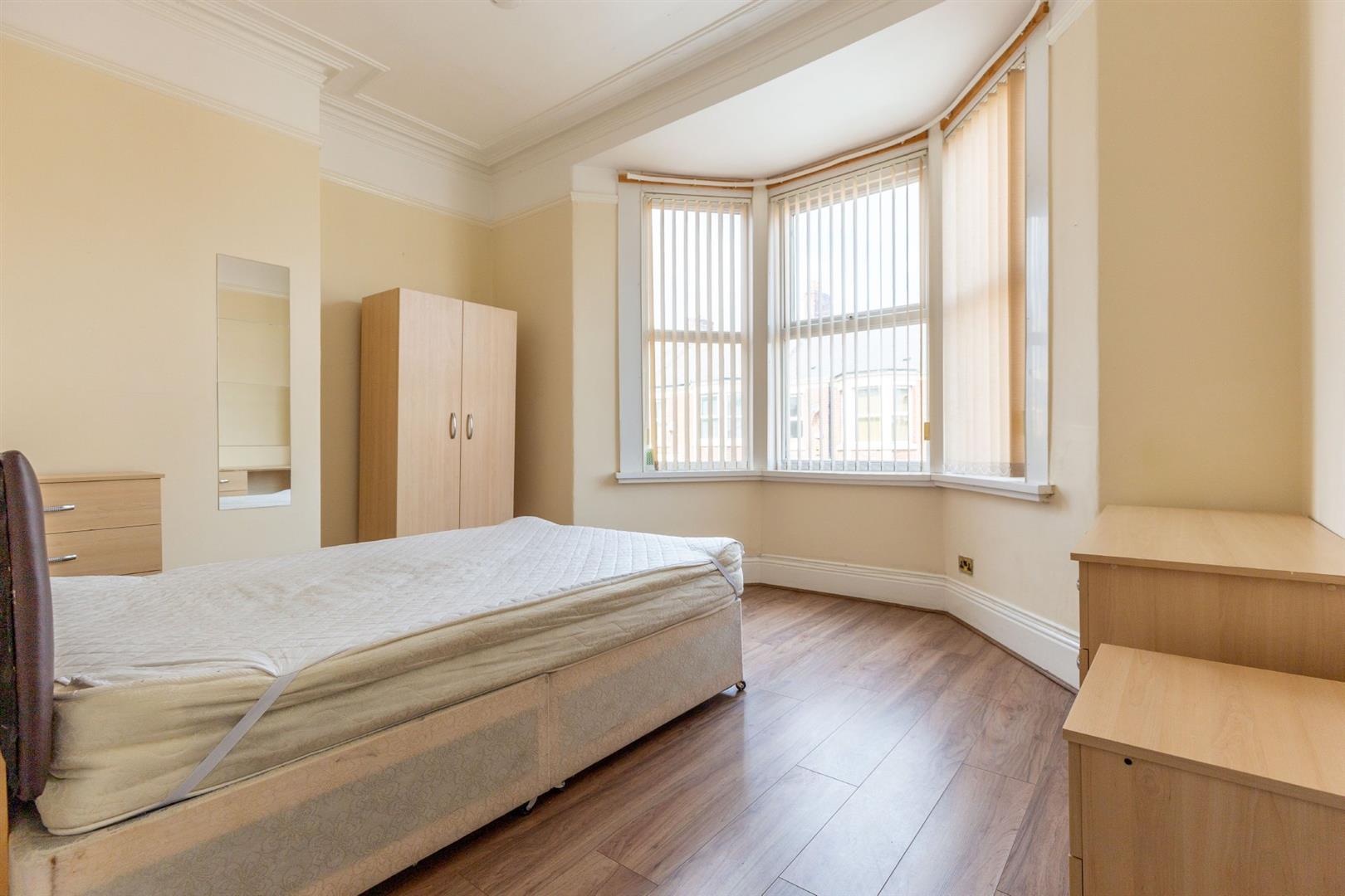 5 bed maisonette to rent in Warton Terrace, Heaton 7