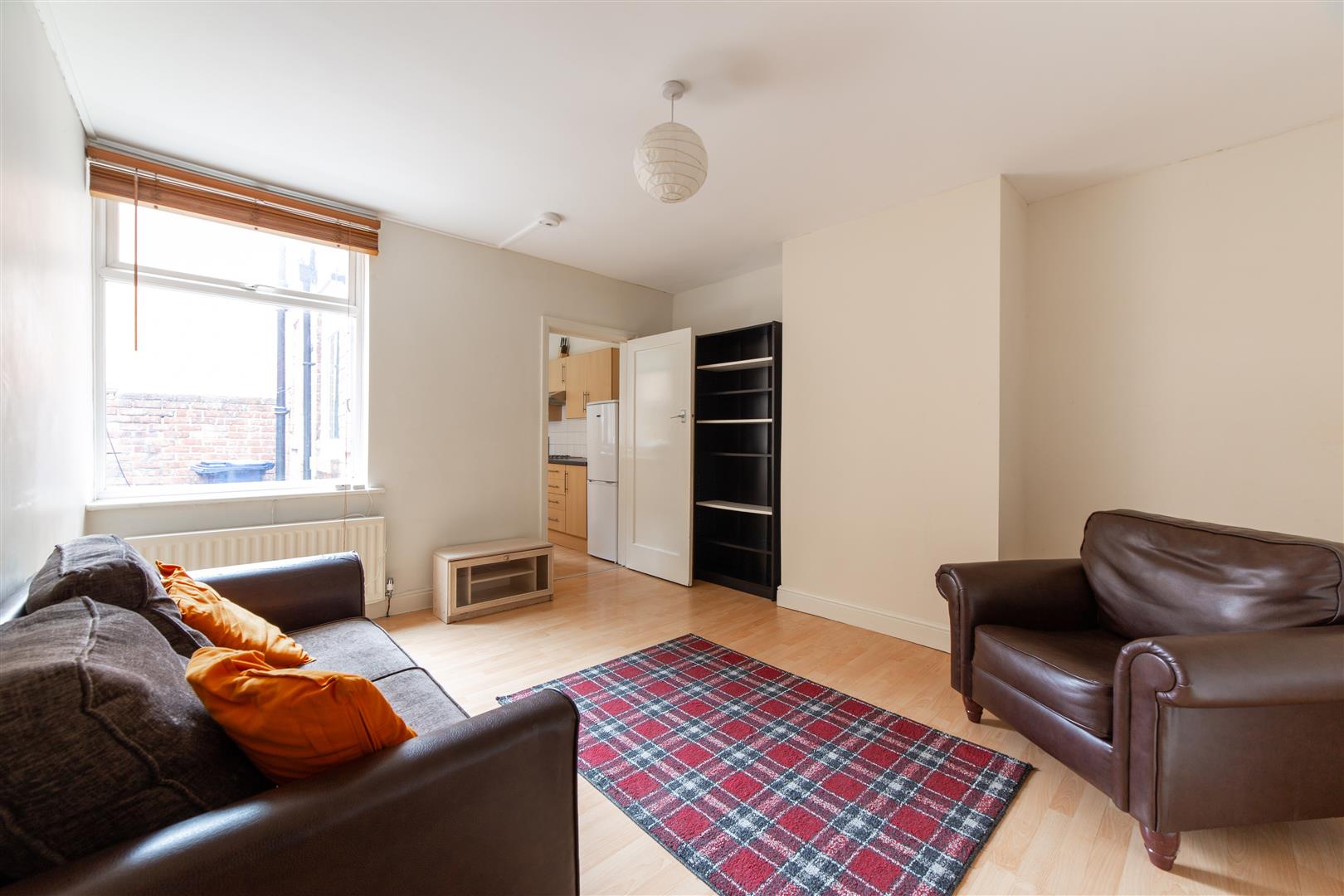 2 bed apartment to rent in Chillingham Road, Heaton  - Property Image 1