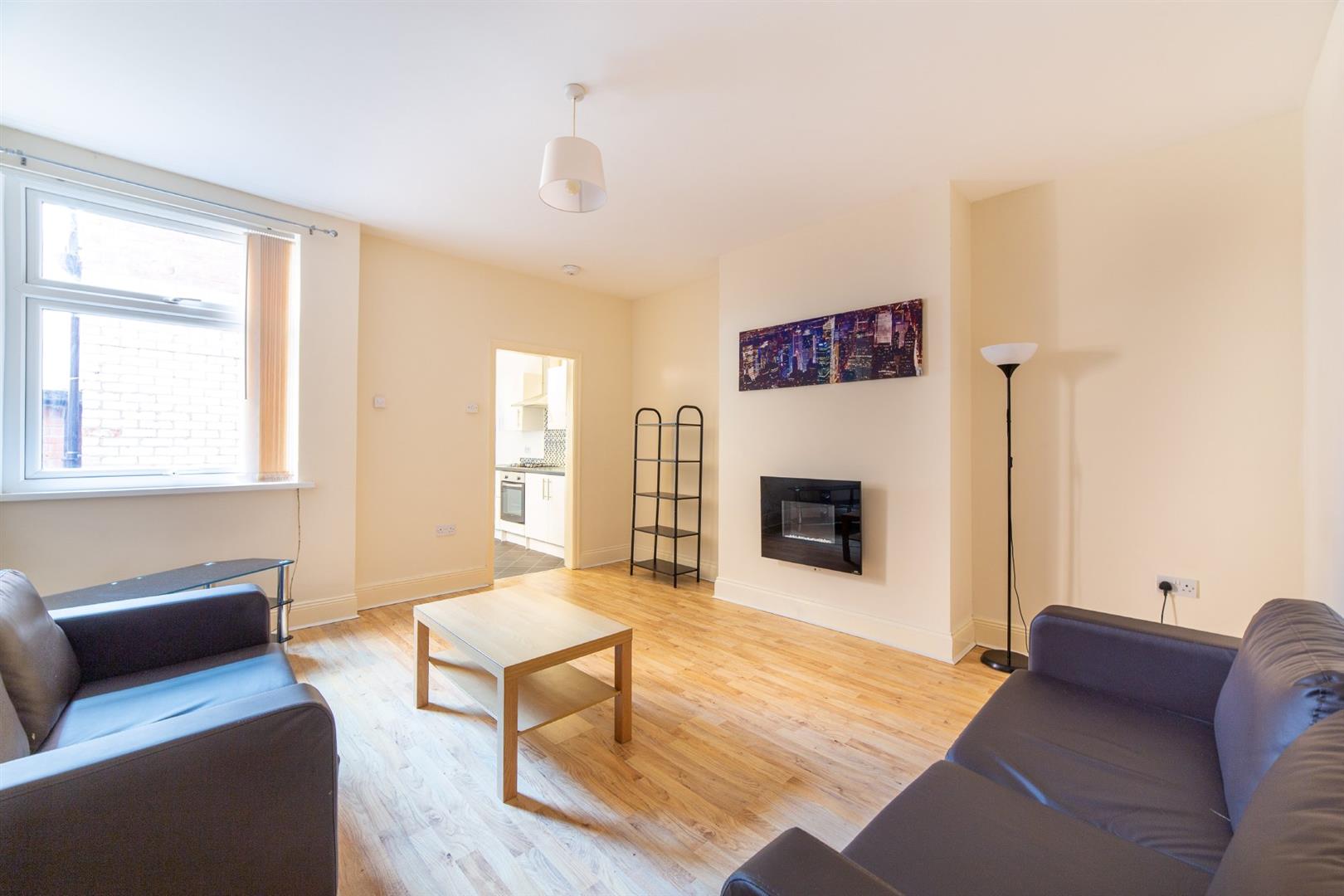 2 bed flat to rent in Addycombe Terrace, Heaton, NE6 