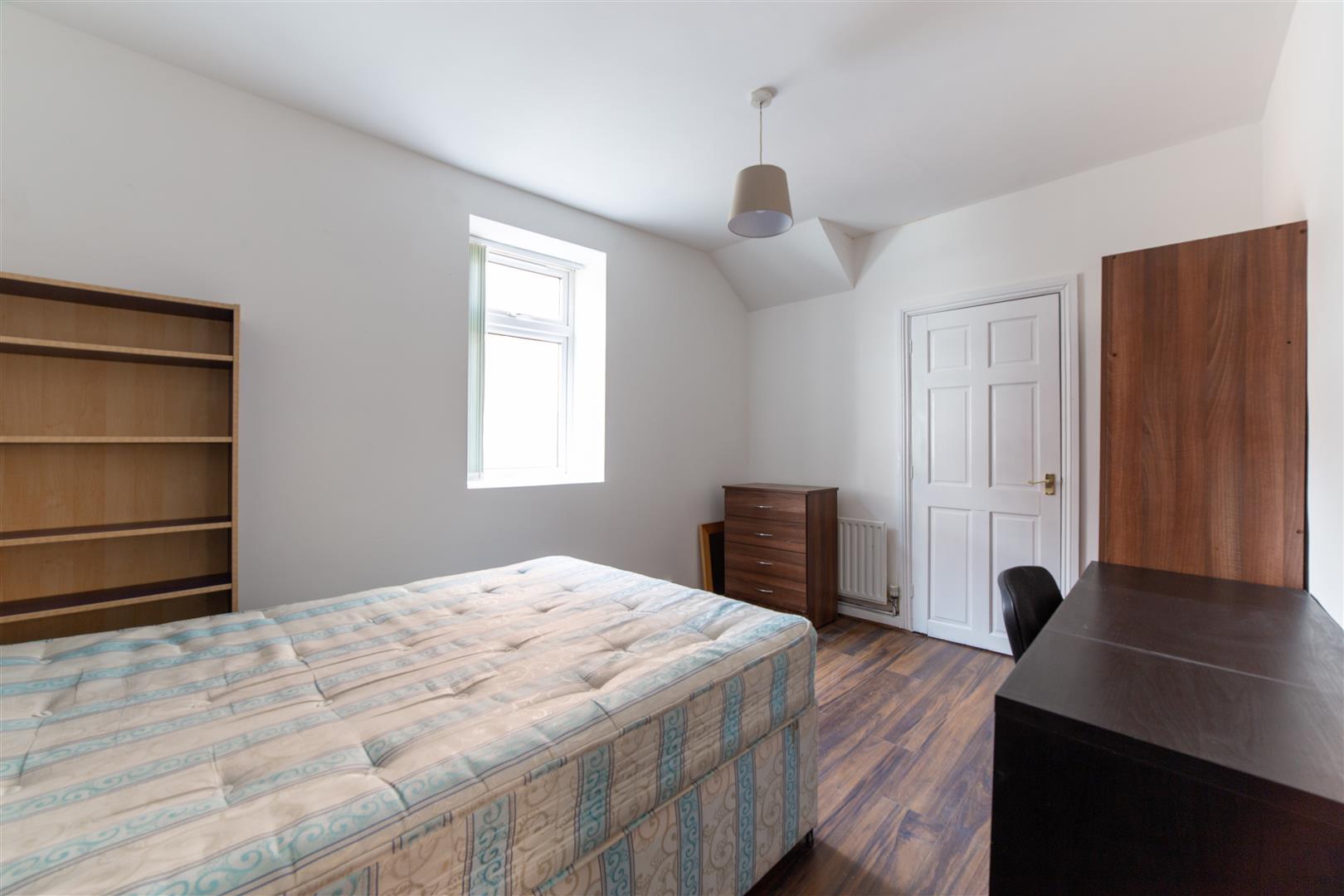 4 bed flat to rent in Holly Avenue, Jesmond 9