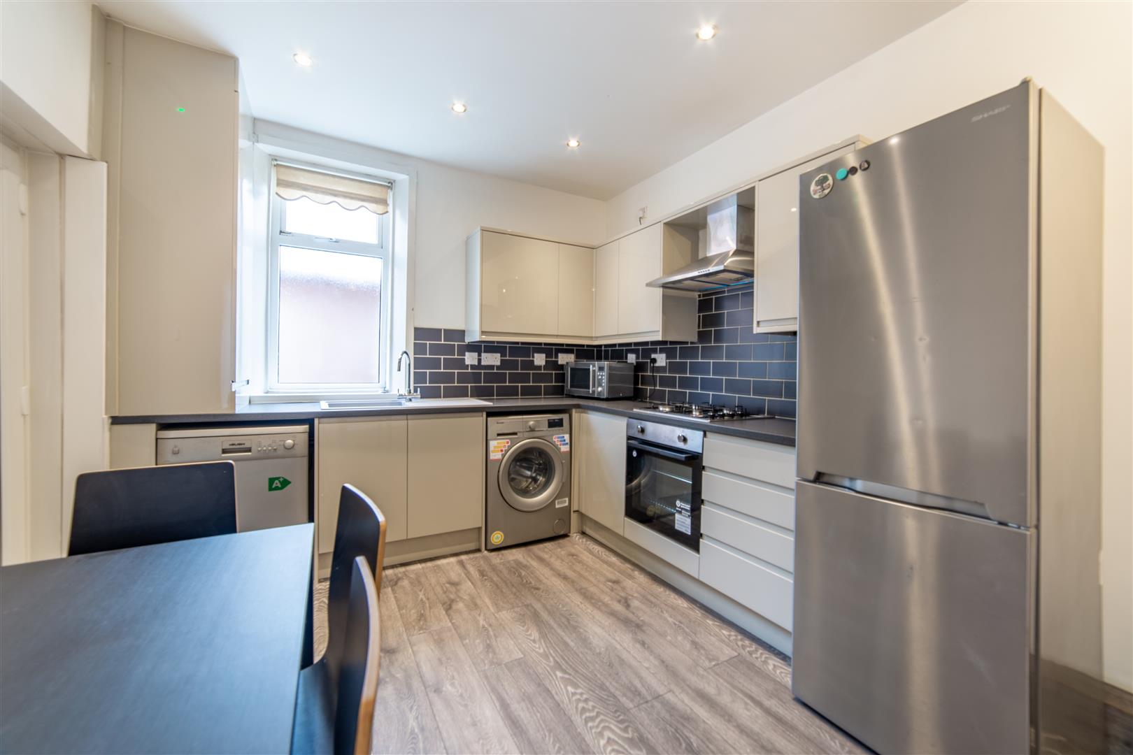 4 bed terraced house to rent in Heaton Park Road, Newcastle Upon Tyne 2