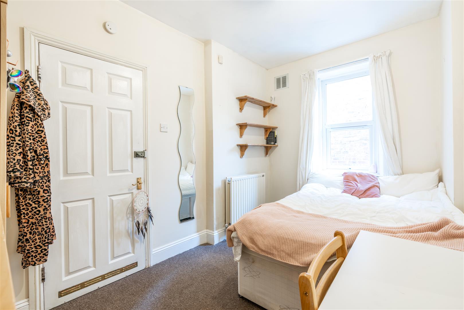 3 bed flat to rent in Tavistock Road, Jesmond 8