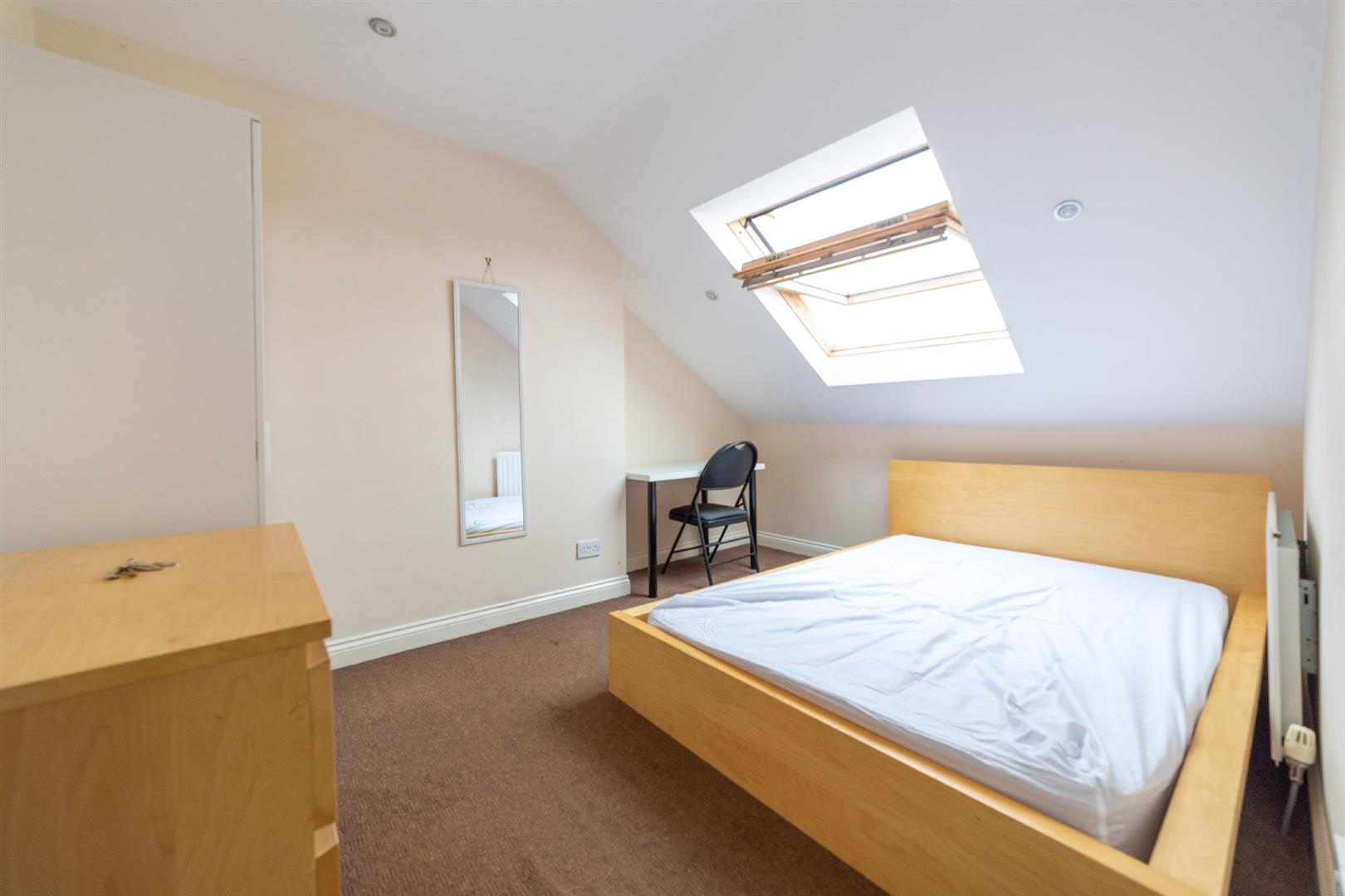 5 bed maisonette to rent in Newlands Road, Jesmond  - Property Image 7