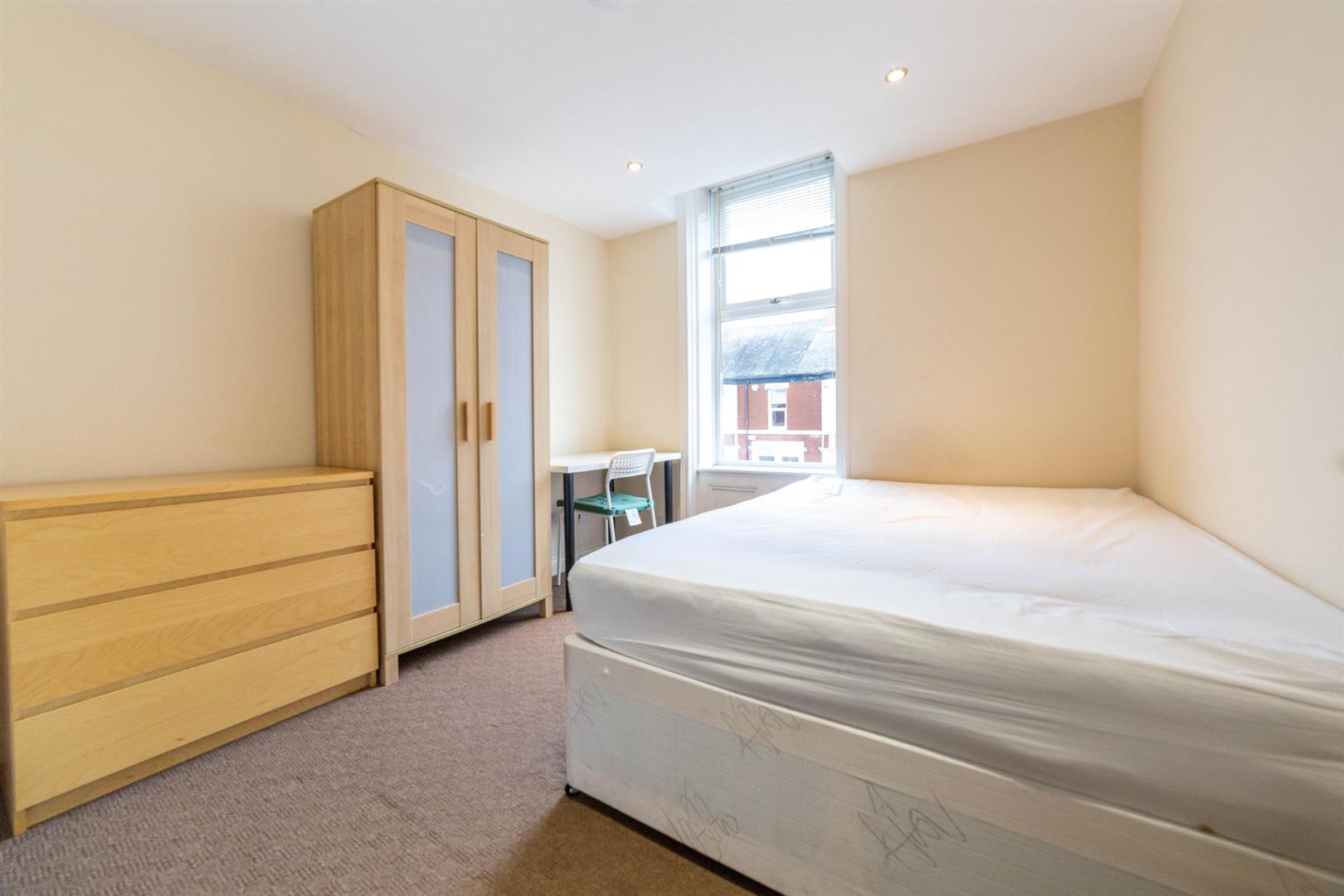 5 bed maisonette to rent in Newlands Road, Jesmond 4