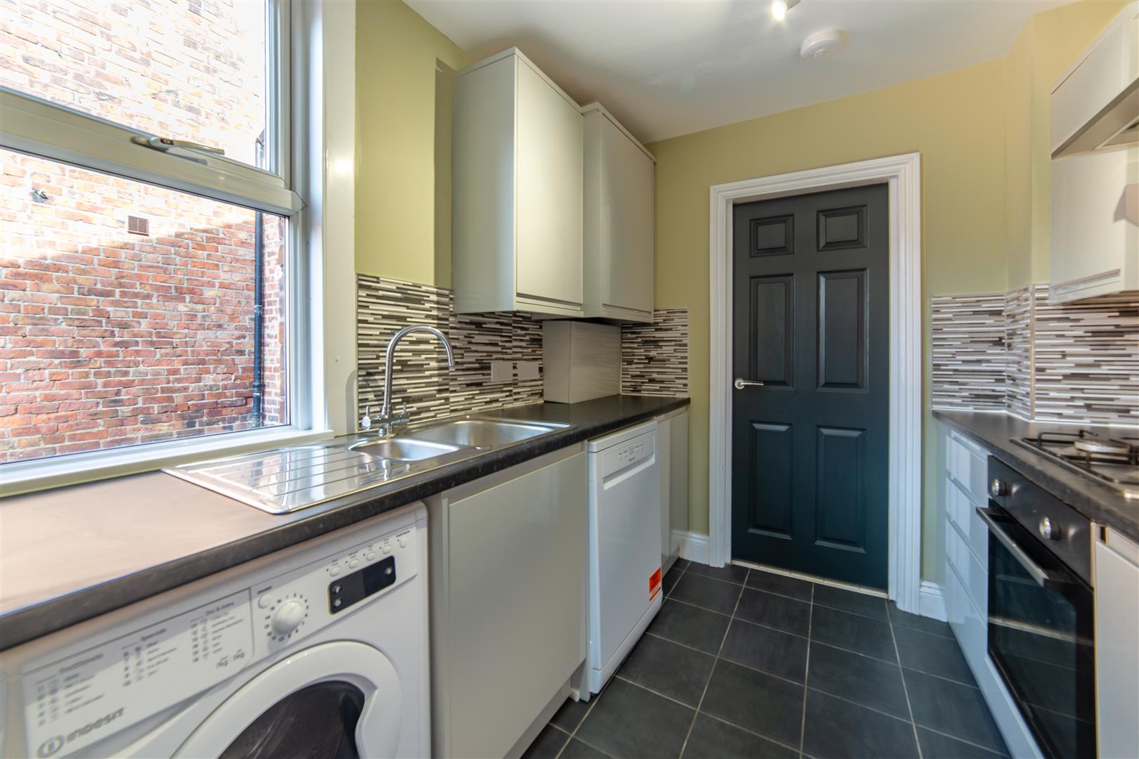 2 bed flat to rent in Warton Terrace, Newcastle Upon Tyne  - Property Image 4