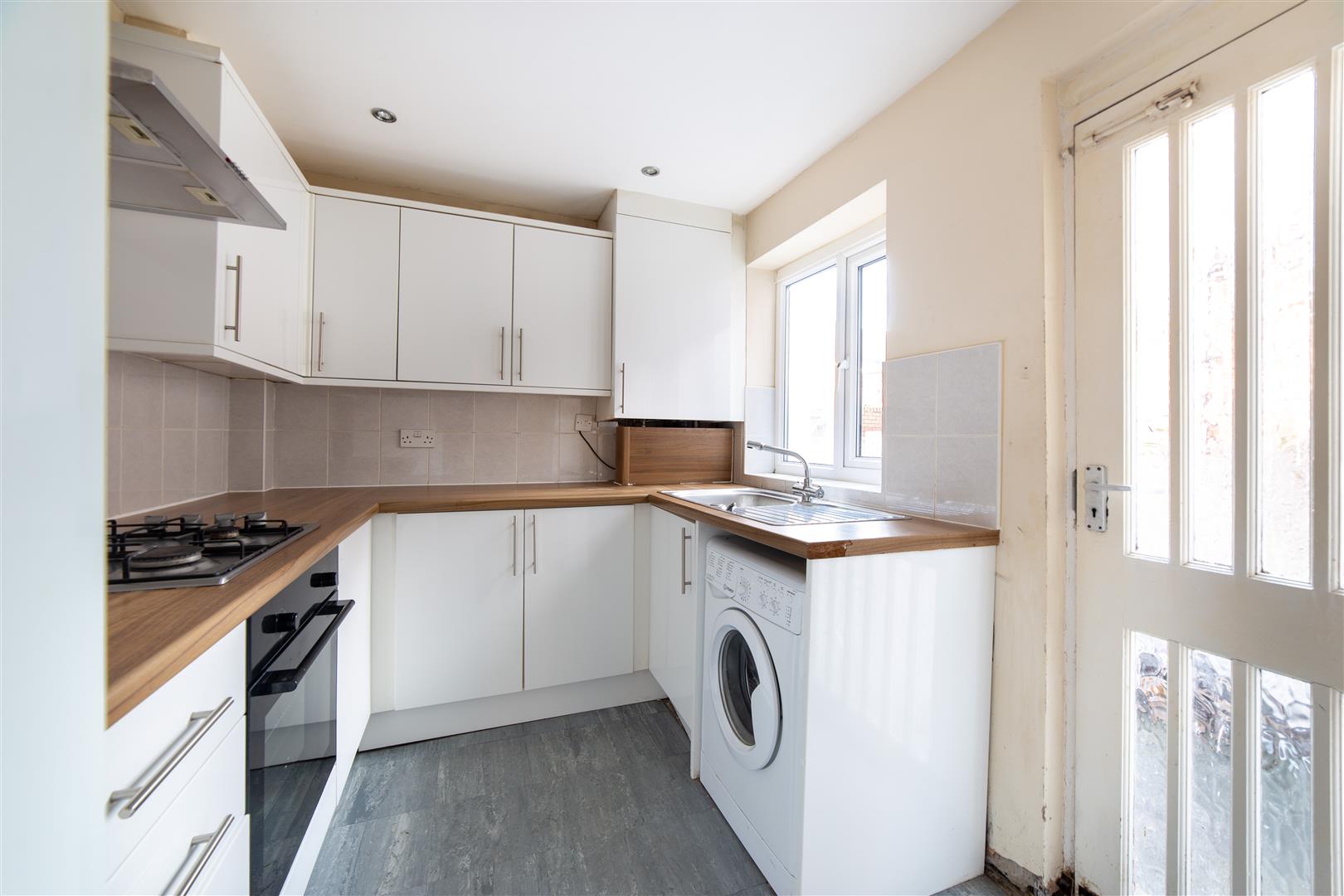 4 bed terraced house to rent in Chillingham Road, Heaton  - Property Image 6