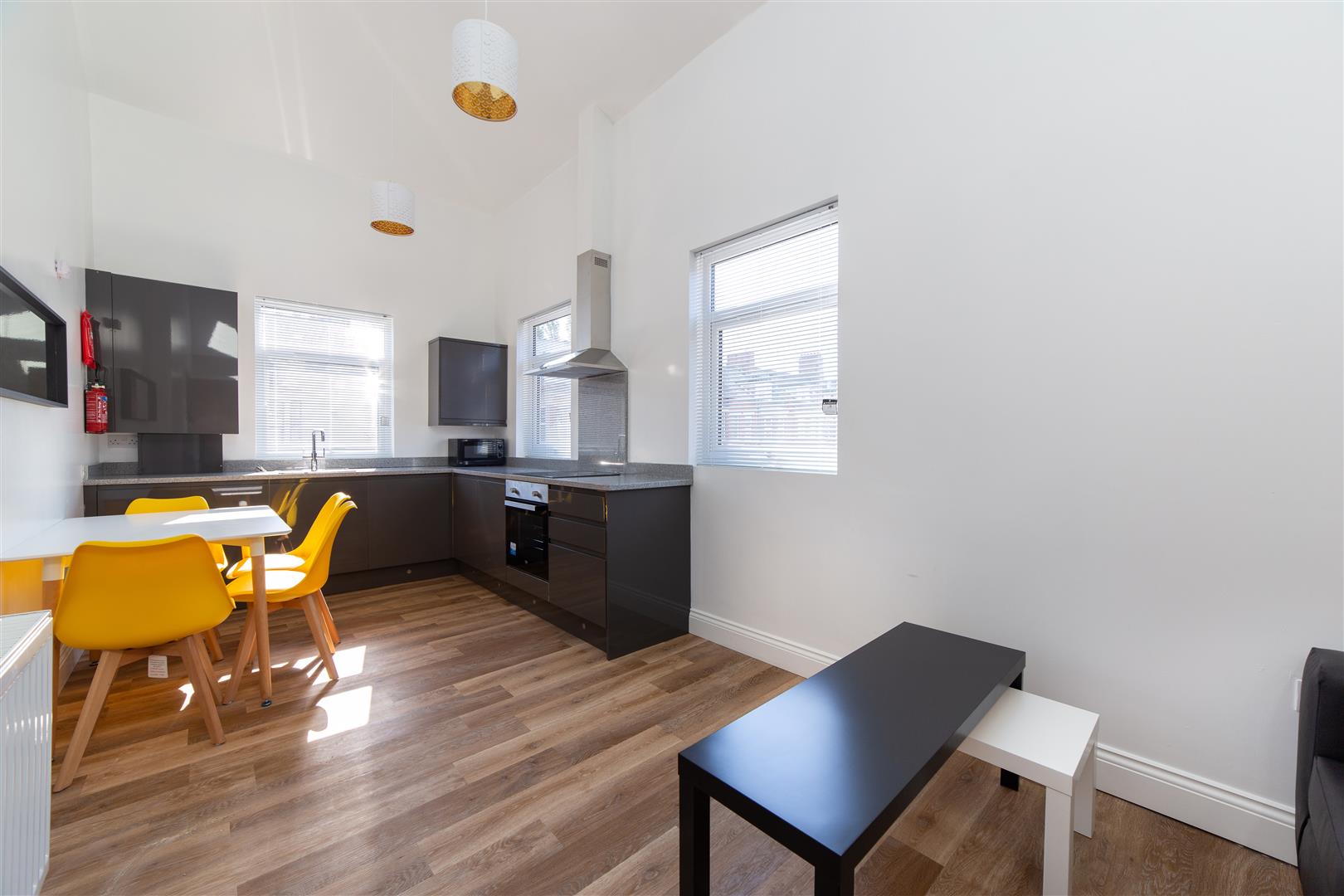2 bed apartment to rent in Queens Road, Jesmond  - Property Image 2