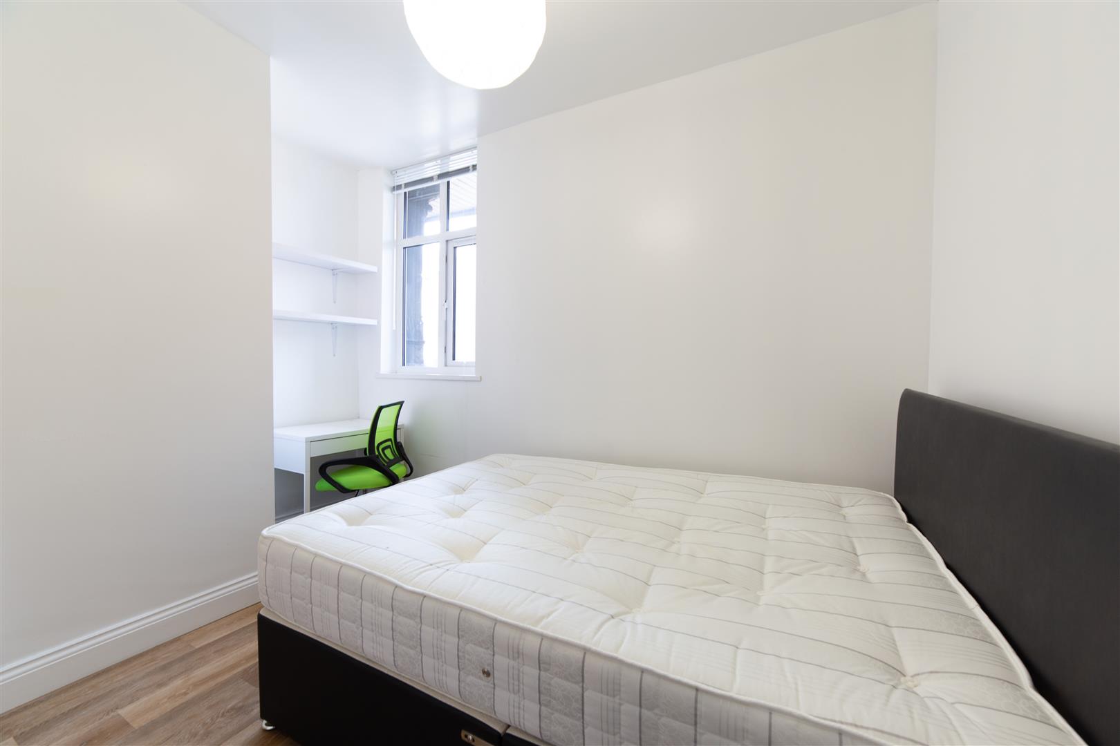 4 bed apartment to rent in Queens Road, Jesmond 5