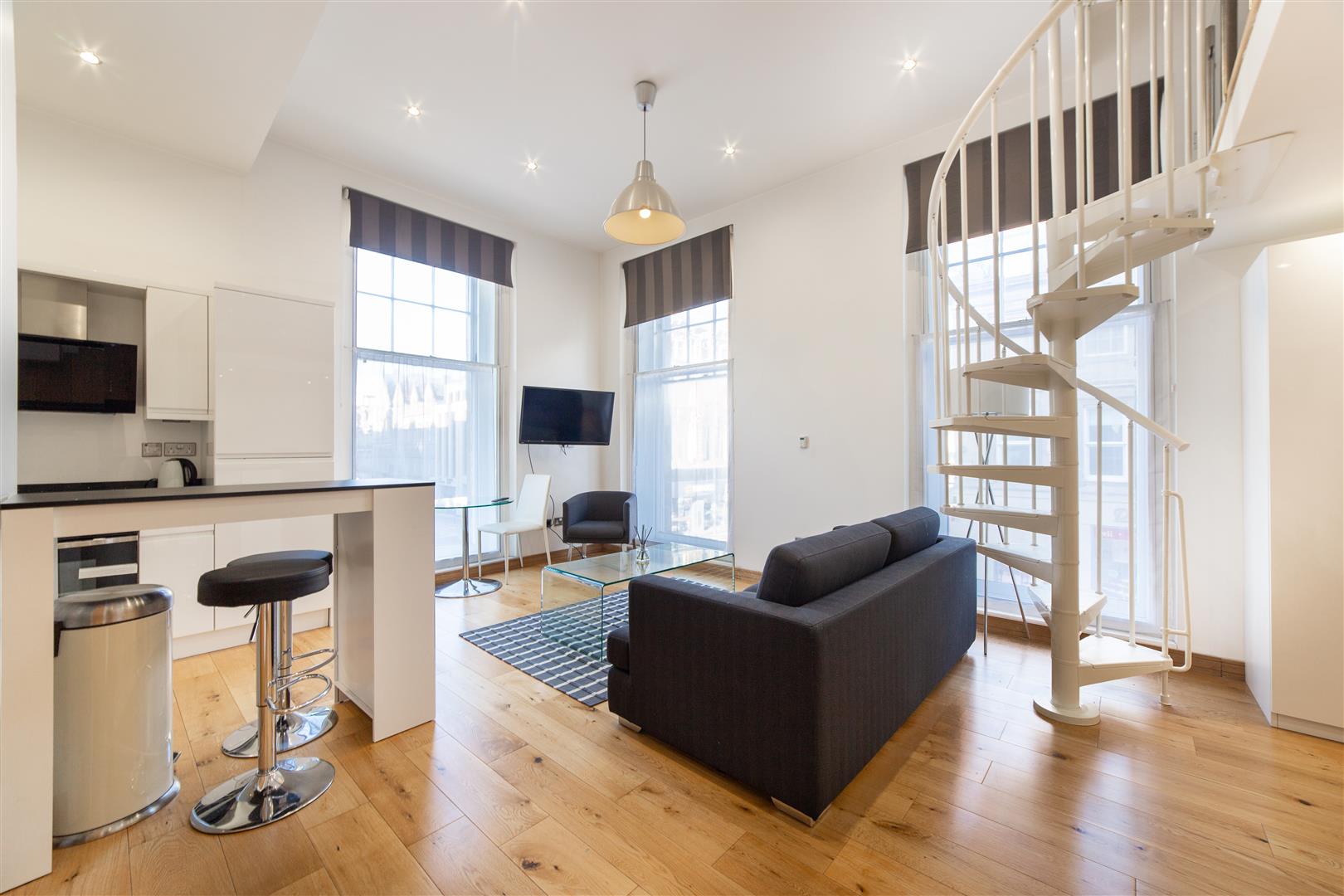 1 bed studio flat to rent in Grainger Street, Newcastle Upon Tyne, NE1 