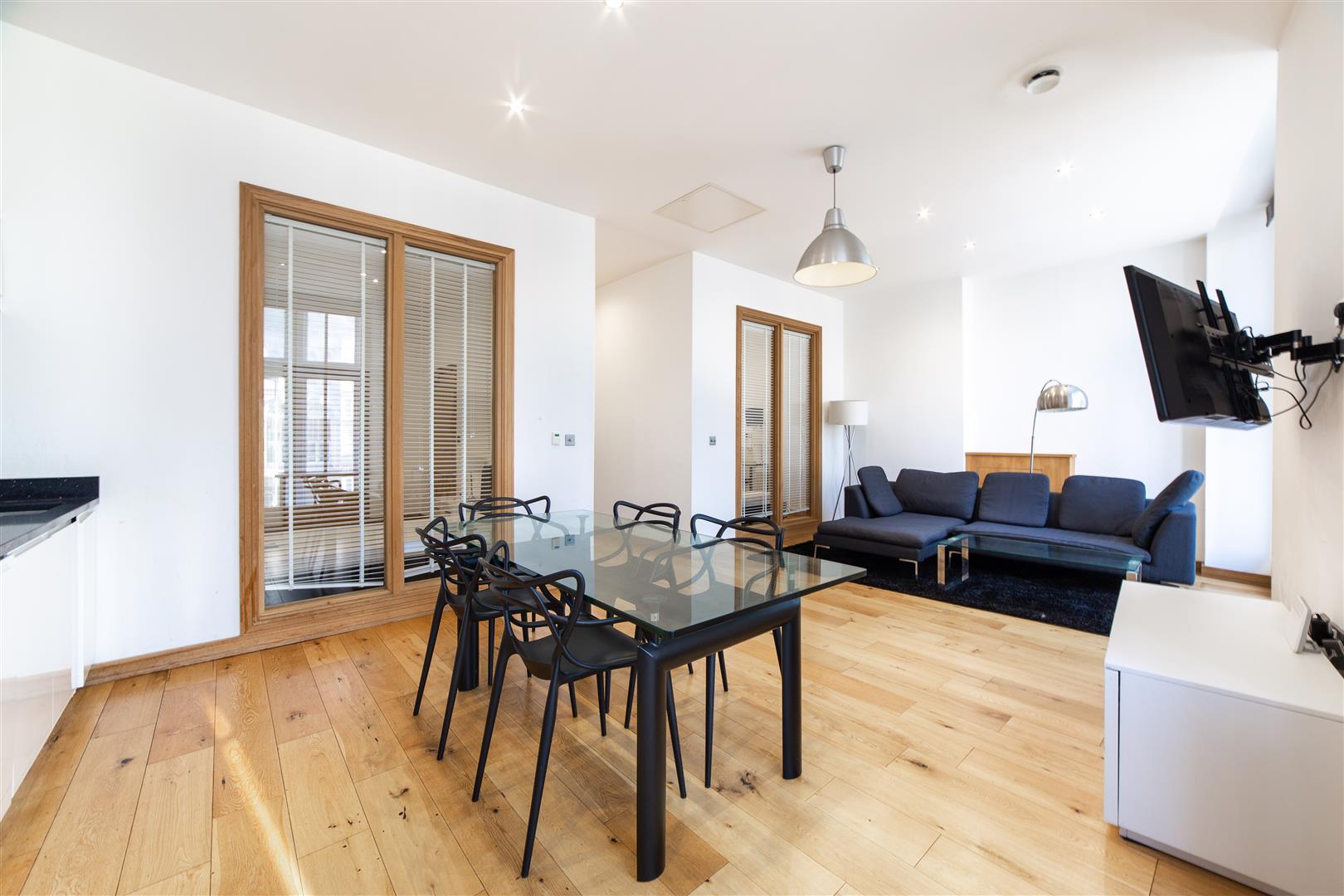 2 bed apartment to rent in Grainger Street, City Centre - Property Image 1