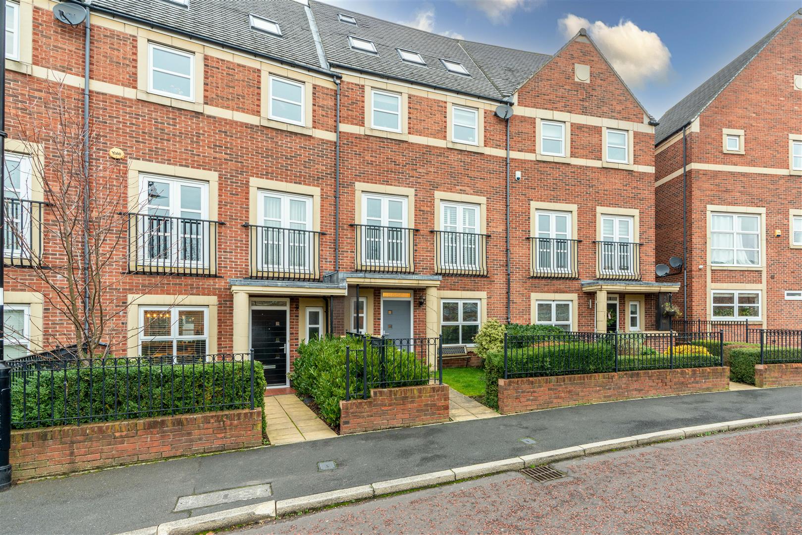 5 bed town house for sale in Featherstone Grove, Great Park - Property Image 1