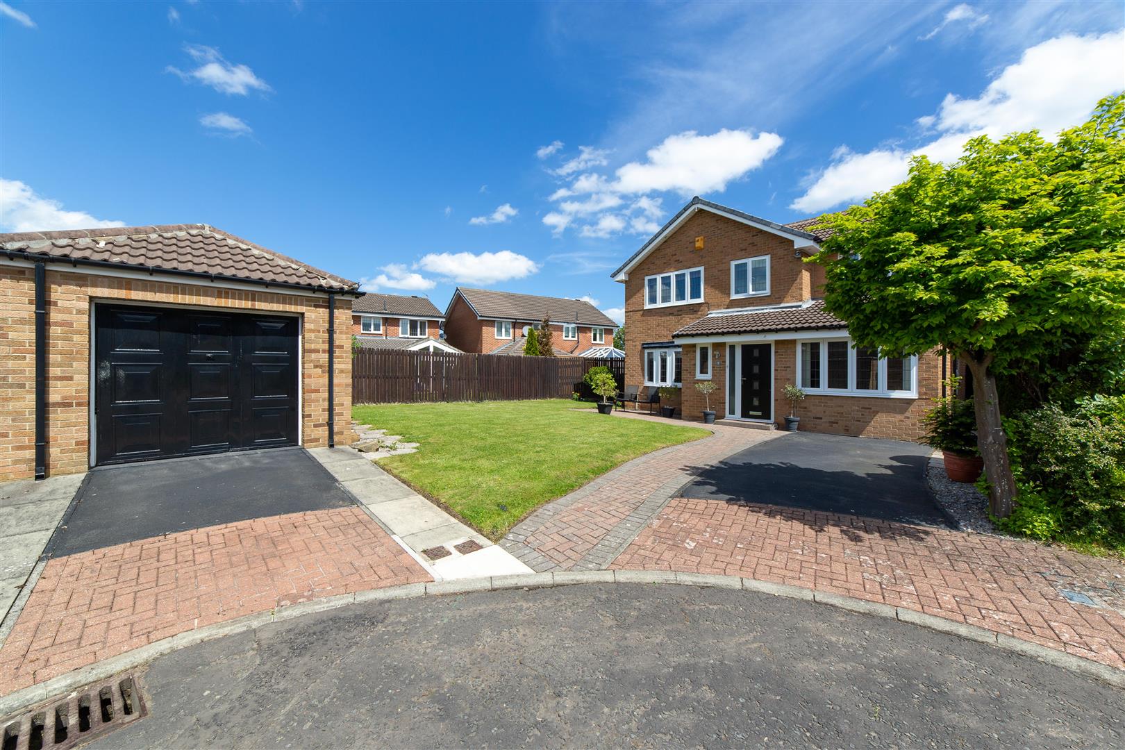 4 bed detached house for sale in Dunmoor Close, Newcastle Upon Tyne, NE3 