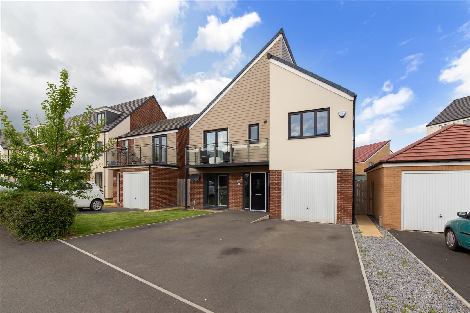 4 bed detached house for sale in Osprey Walk, Great Park 0