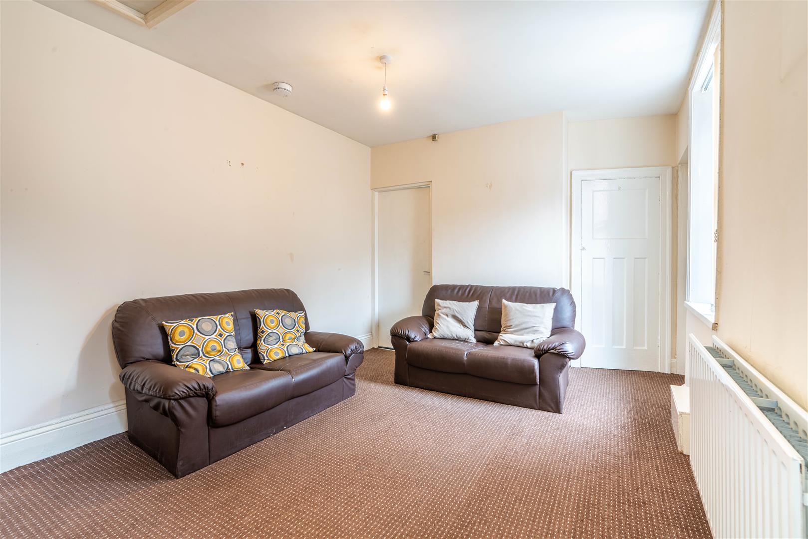 2 bed flat to rent in Rothbury Terrace, Heaton, NE6 