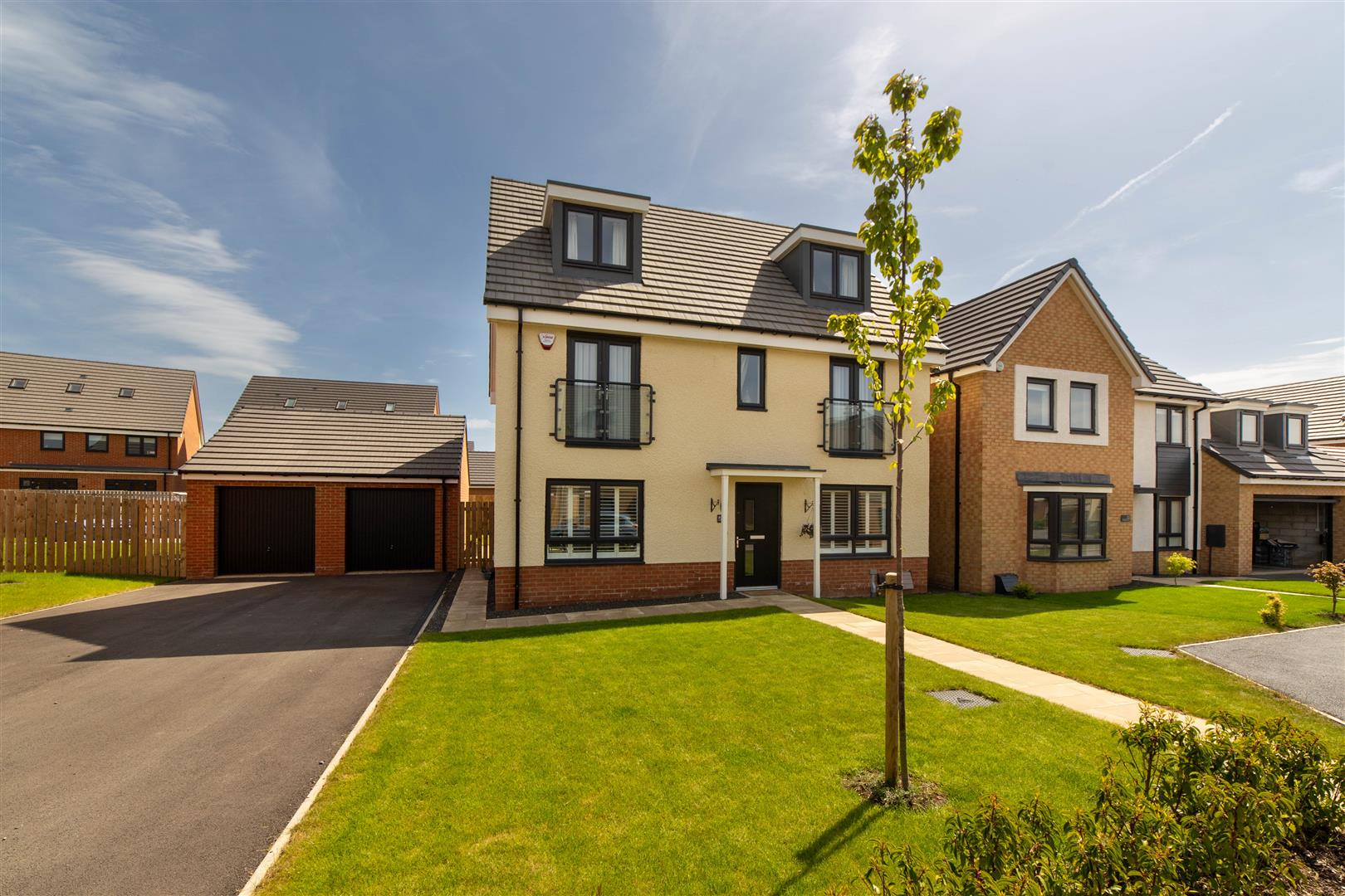 5 bed detached house for sale in Gatekeeper Close, Great Park, NE13