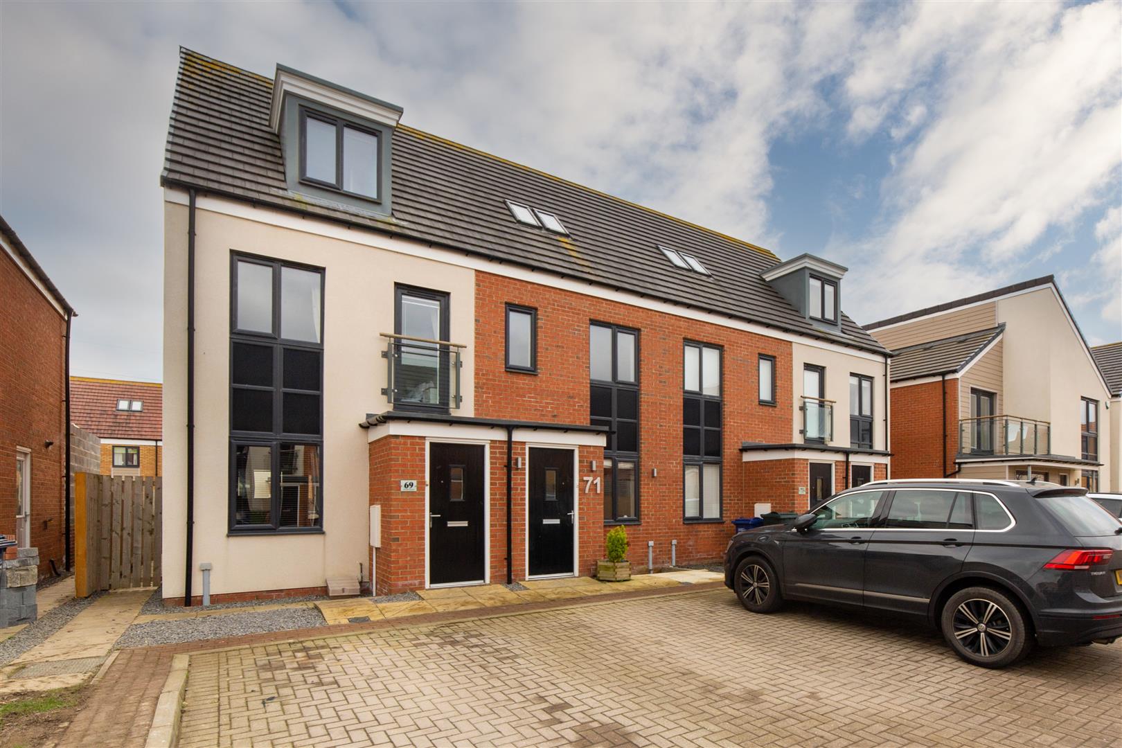 3 bed town house for sale in Greville Gardens, Great Park, NE13
