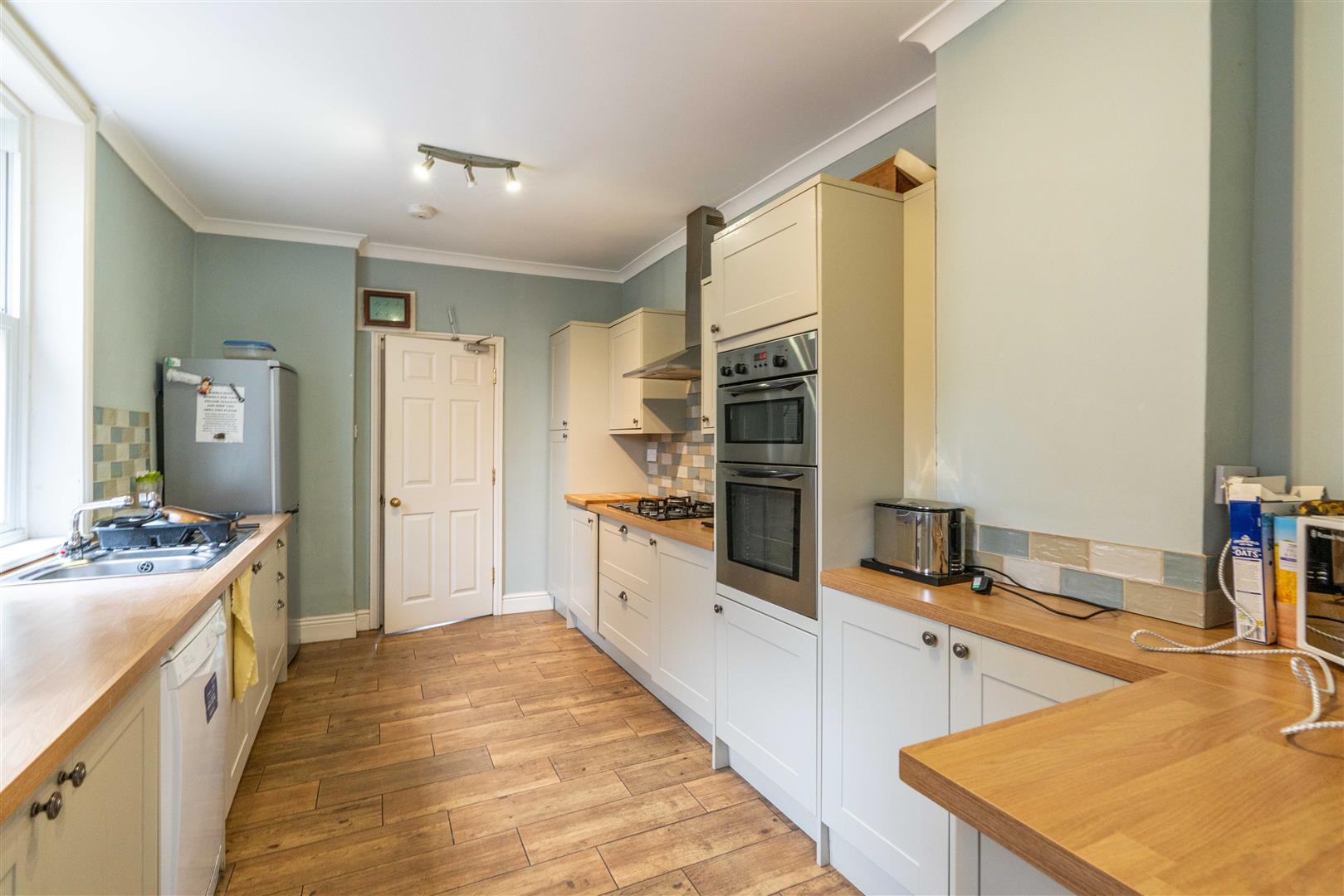 5 bed end of terrace house to rent in Rosebery Crescent, Jesmond - Property Image 1