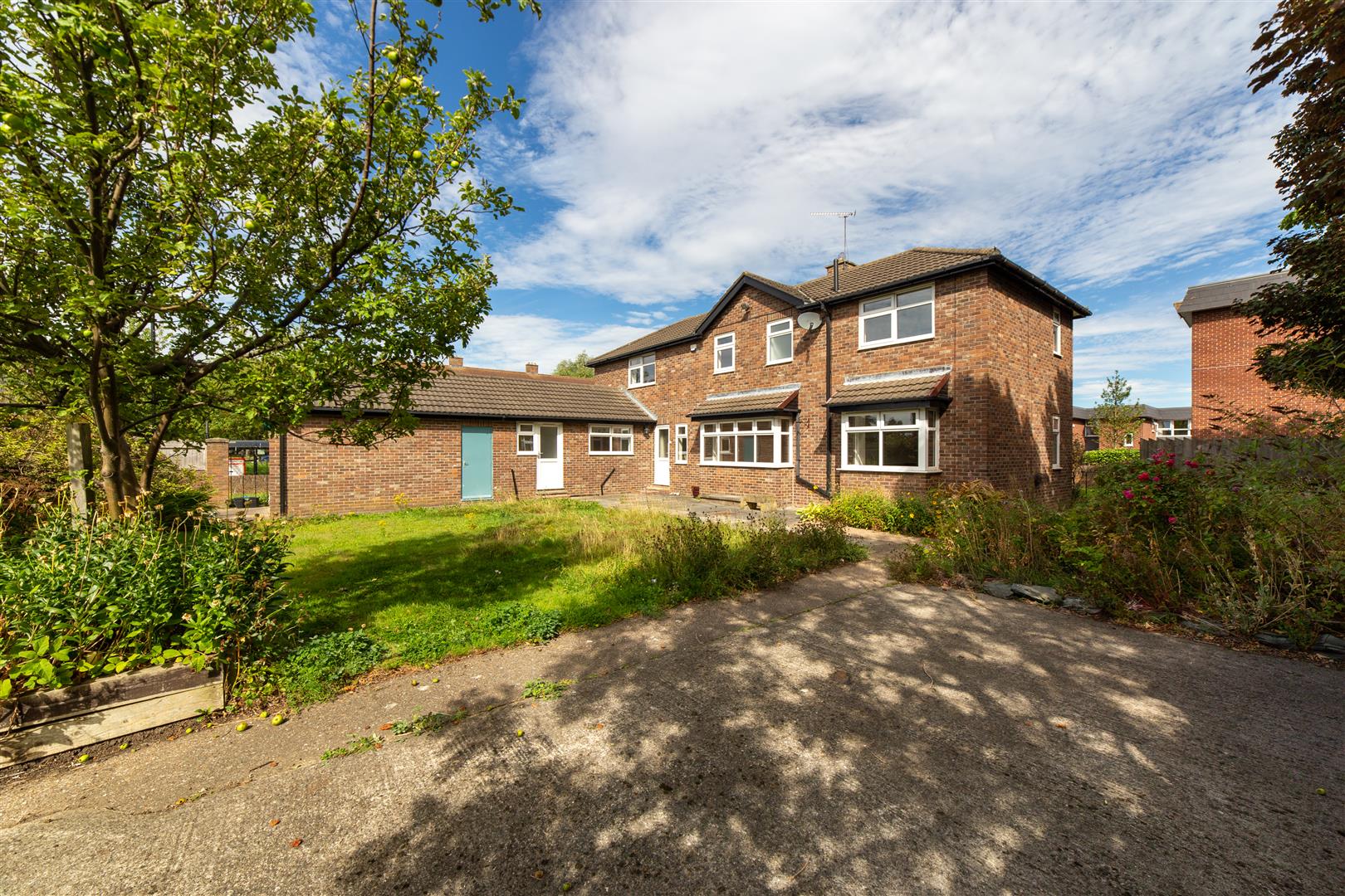 4 bed detached house to rent in Blackfriars Way, Longbenton  - Property Image 1