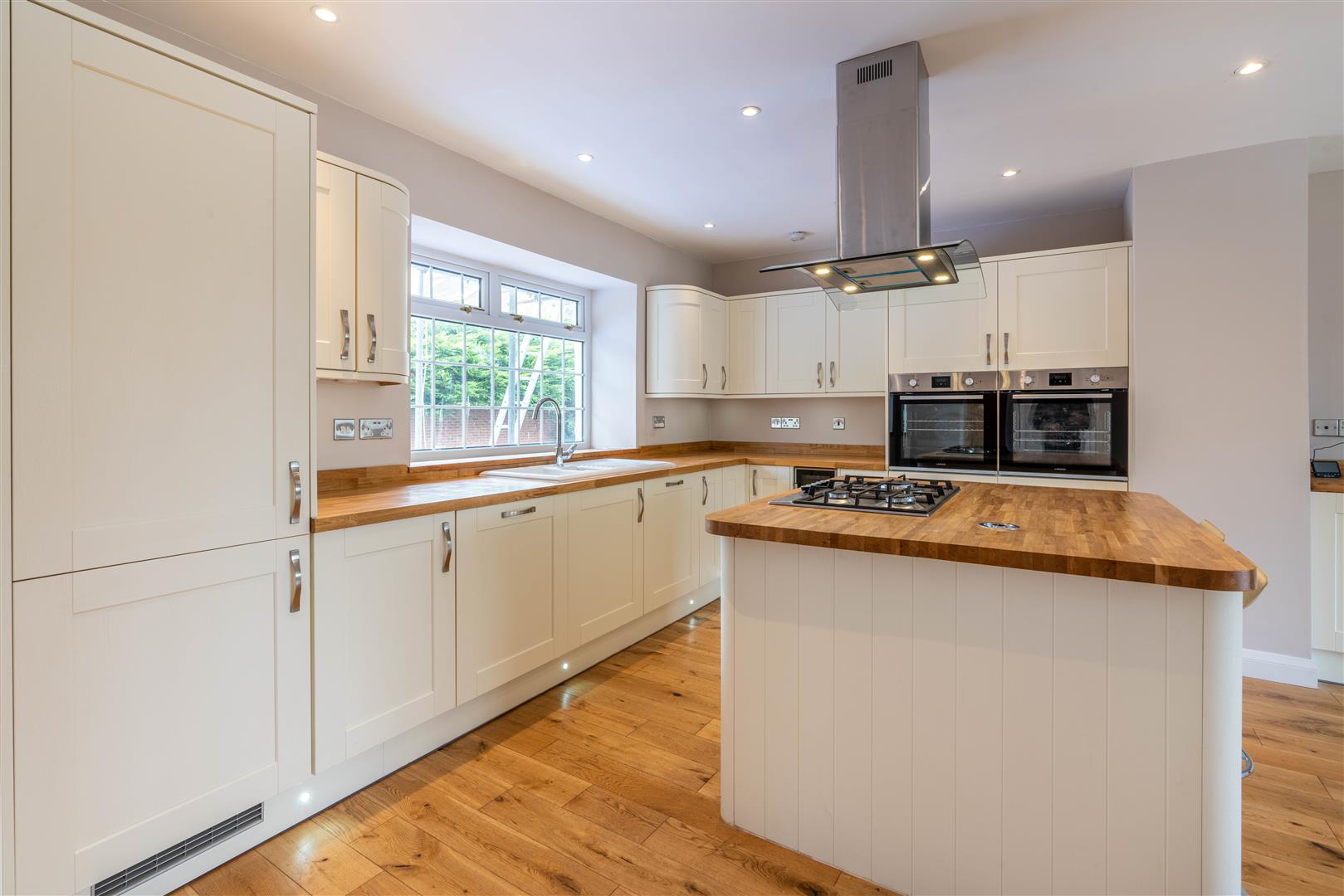 5 bed cottage for sale in St. Cuthberts Road, Whickham 7