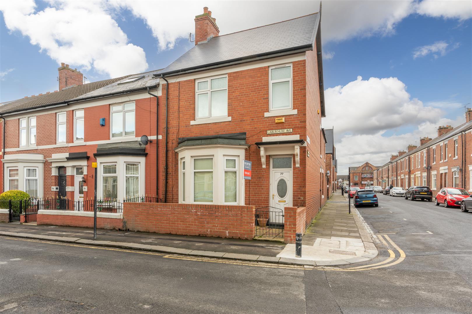 4 bed end of terrace house for sale in Laburnum Avenue, Wallsend  - Property Image 1