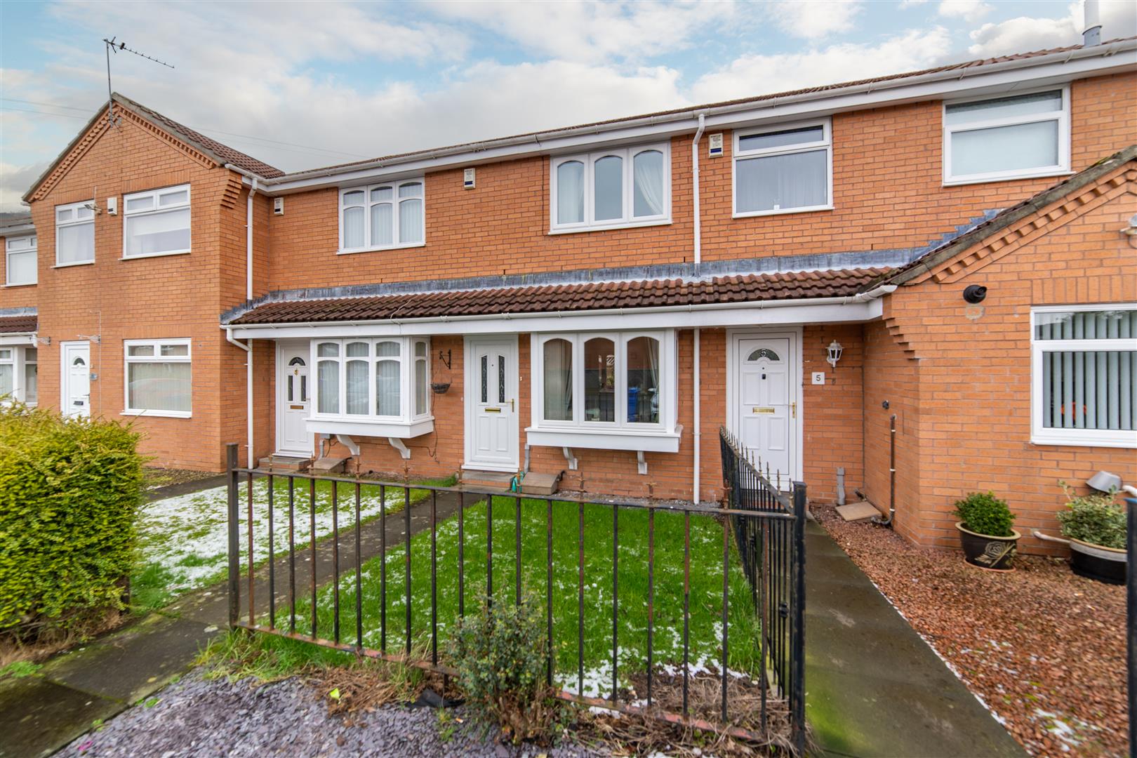 2 bed terraced house for sale in Drybeck Court, Cramlington  - Property Image 1