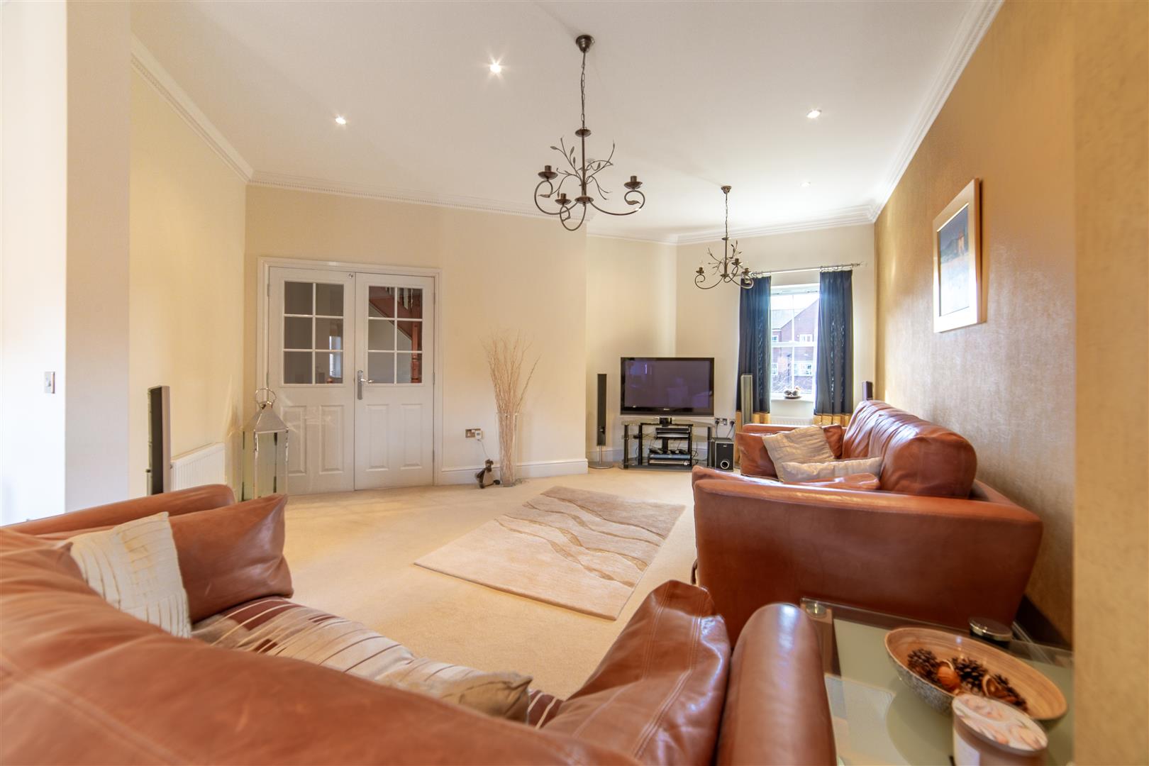 6 bed end of terrace house for sale in Featherstone Grove, Great Park 4