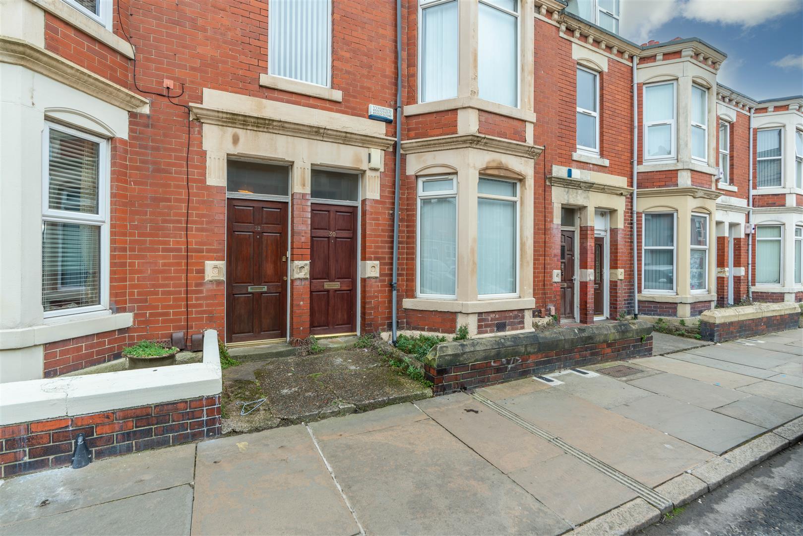 2 bed flat for sale in Addycombe Terrace, Newcastle upon Tyne - Property Image 1