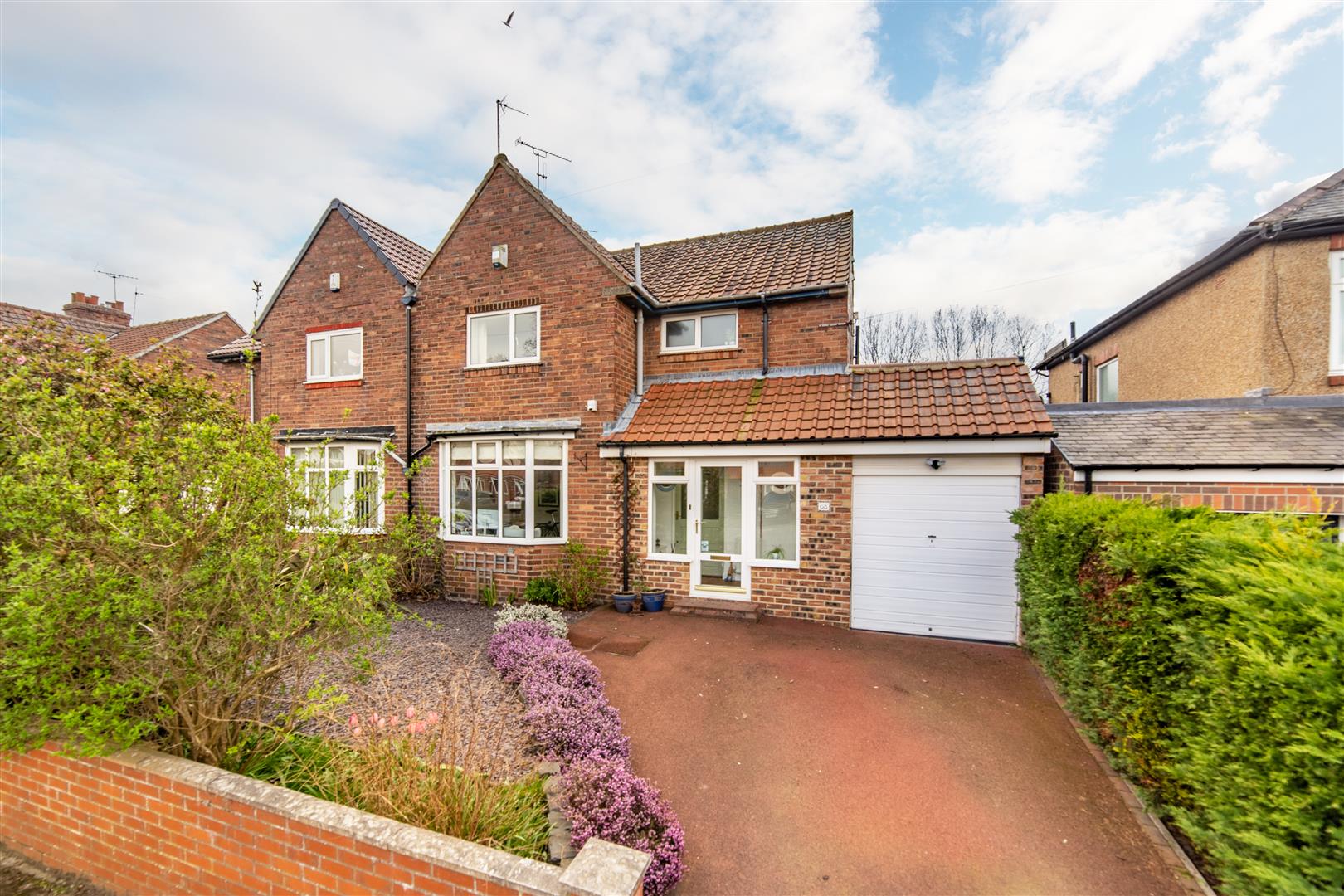 3 bed semi-detached house for sale in Hollywood Avenue, Gosforth  - Property Image 1