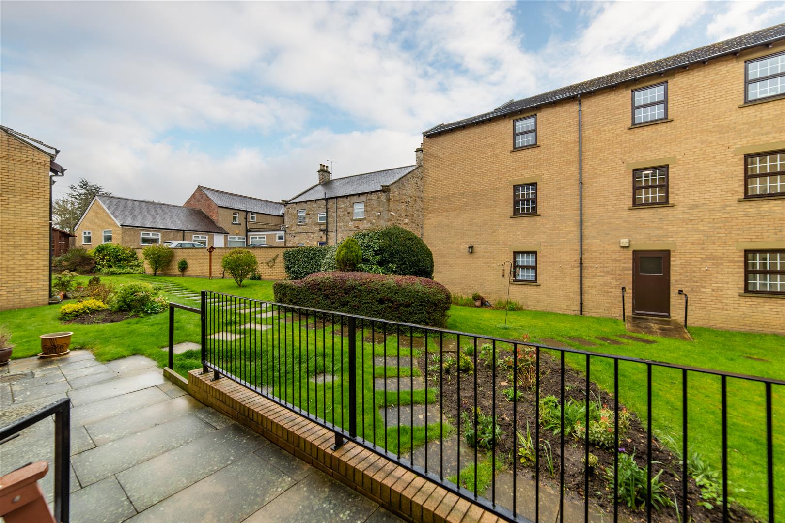 1 bed apartment for sale in Meadowfield Park, Ponteland  - Property Image 7