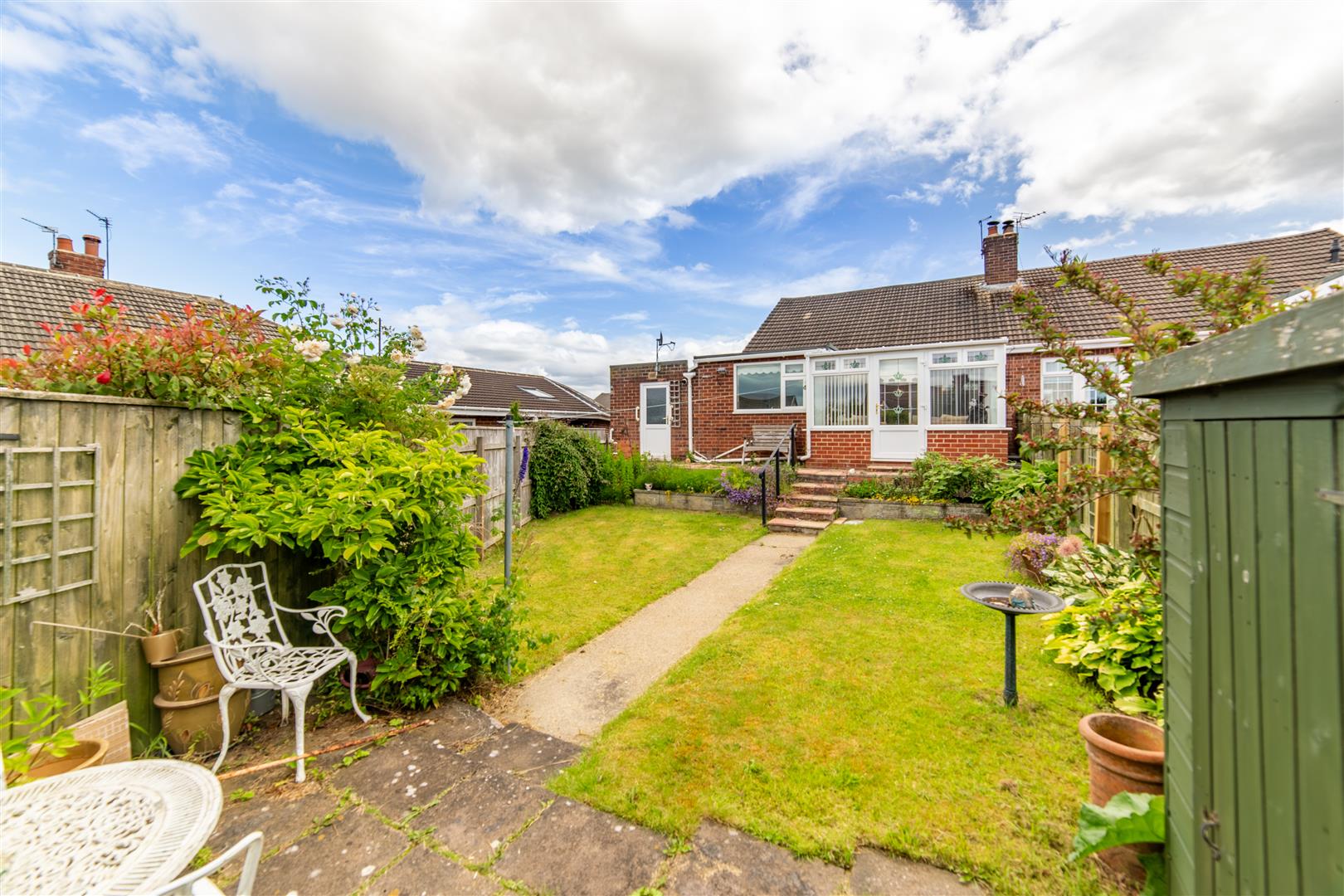 2 bed semi-detached bungalow for sale in Swinhoe Gardens, Newcastle Upon Tyne  - Property Image 4
