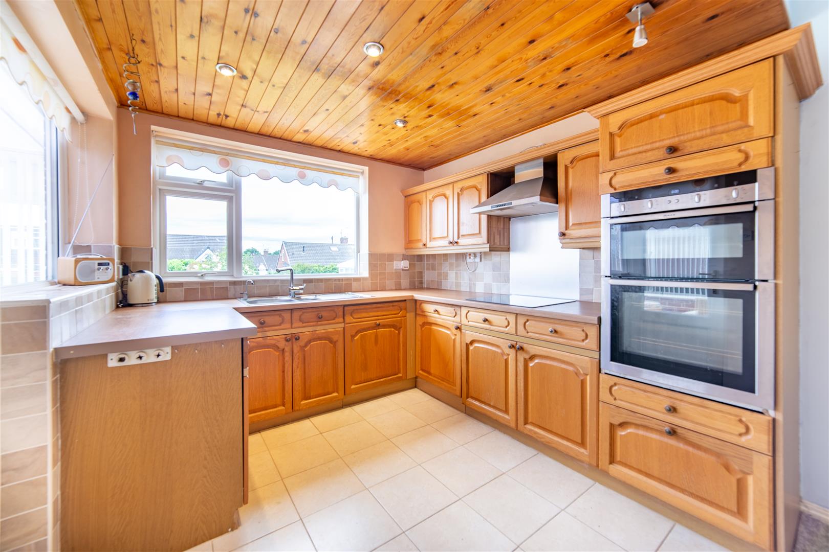 2 bed semi-detached bungalow for sale in Swinhoe Gardens, Newcastle Upon Tyne  - Property Image 12