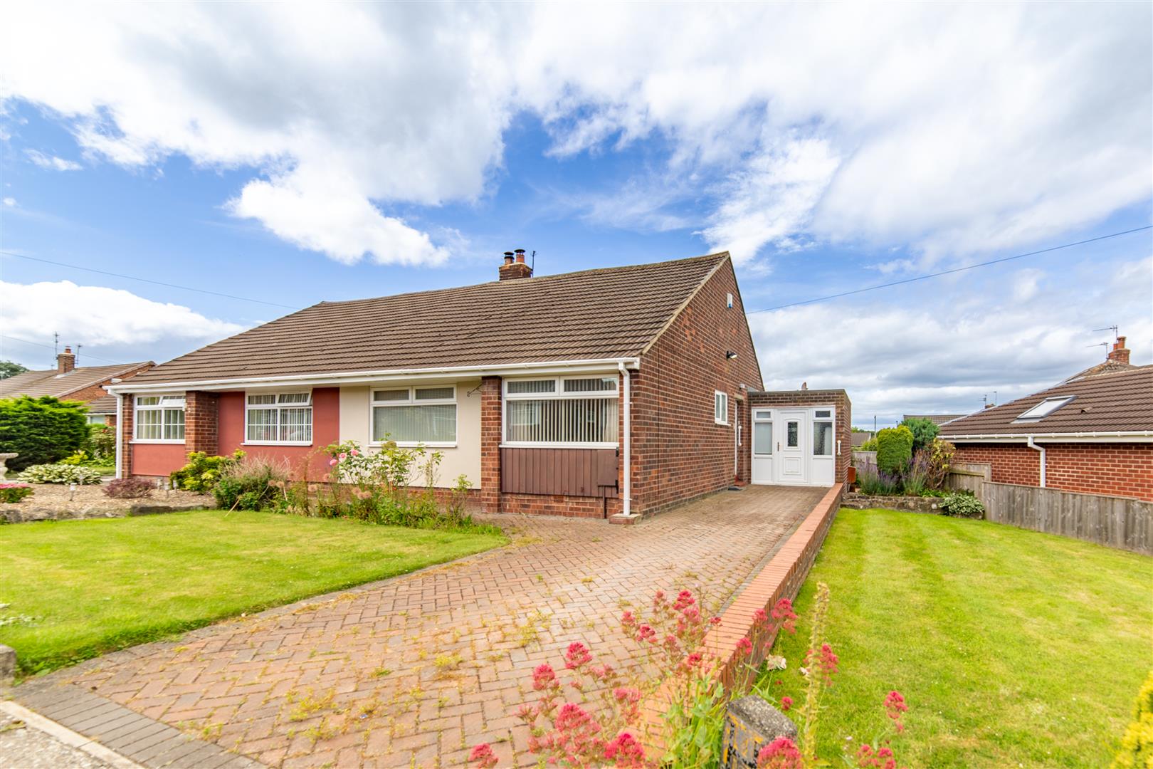 2 bed semi-detached bungalow for sale in Swinhoe Gardens, Newcastle Upon Tyne  - Property Image 1