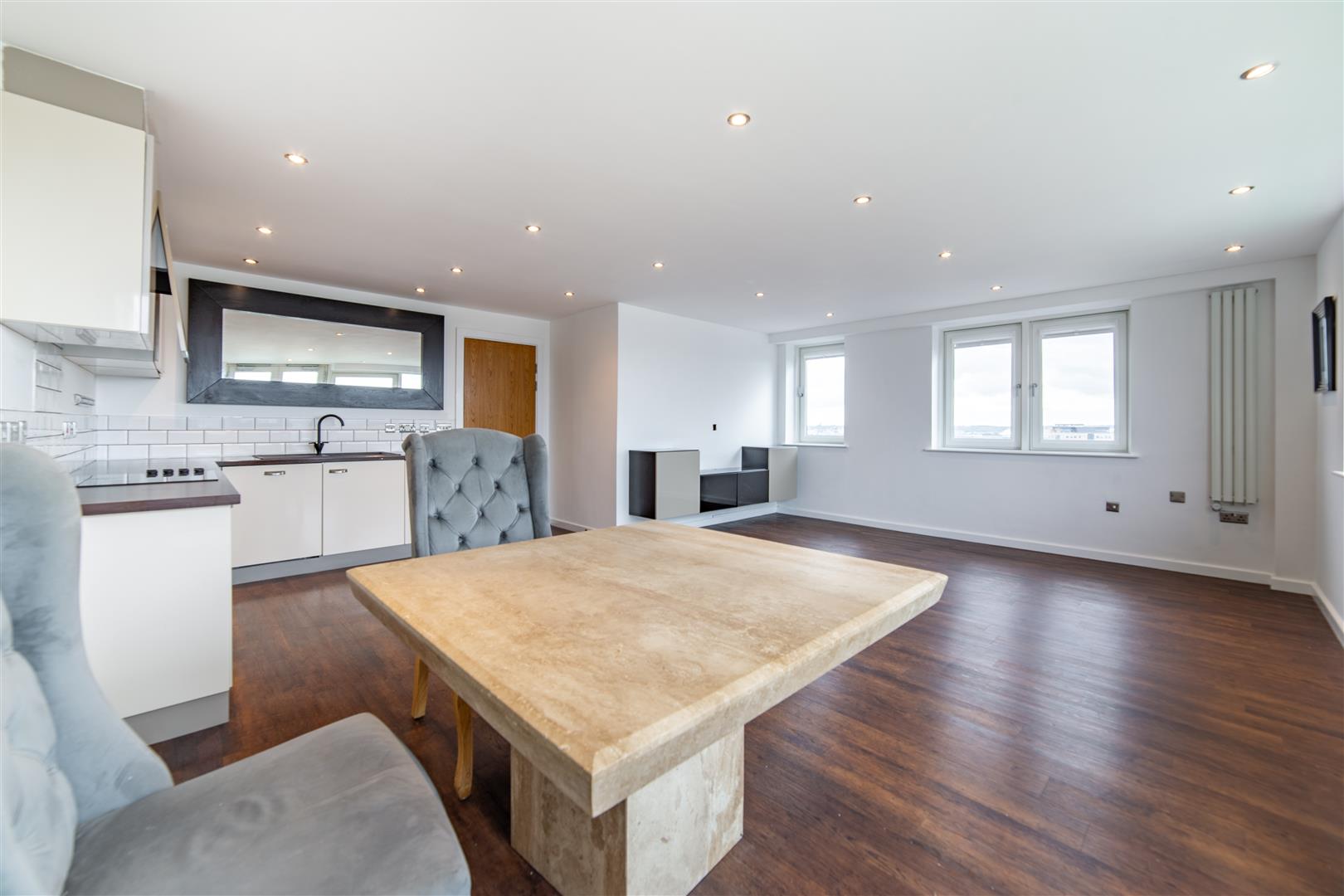 2 bed penthouse for sale in City Quadrant, City Centre  - Property Image 3