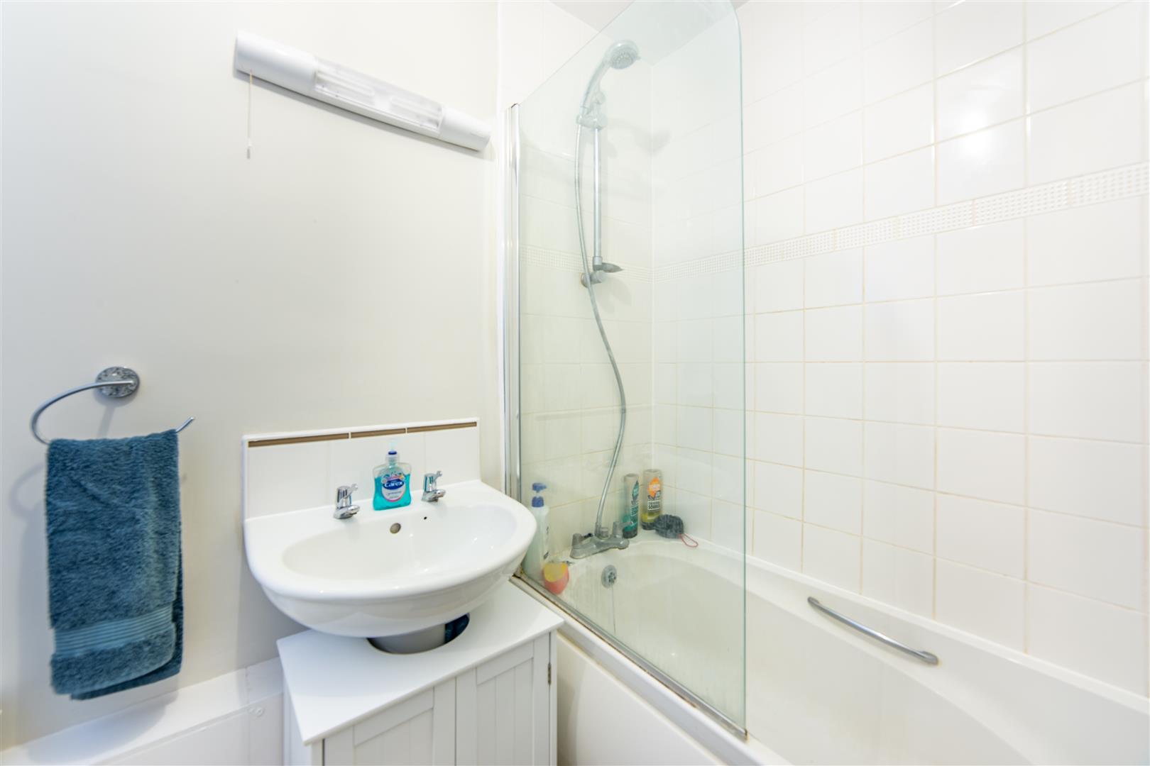 2 bed flat for sale in Park Road, Newcastle Upon Tyne 13