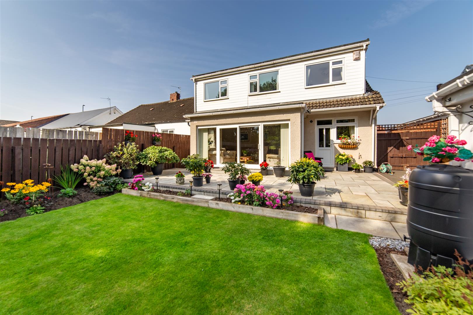 3 bed semi-detached bungalow for sale in Gosforth Park Villas, North Gosforth - Property Image 1