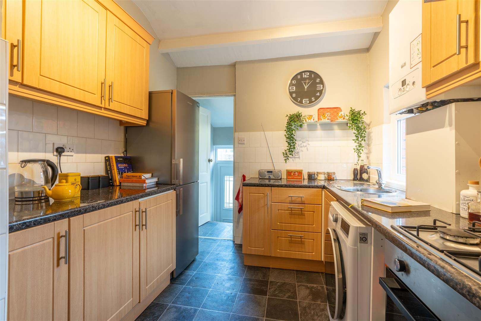 2 bed flat to rent in Trewhitt Road, Heaton  - Property Image 2