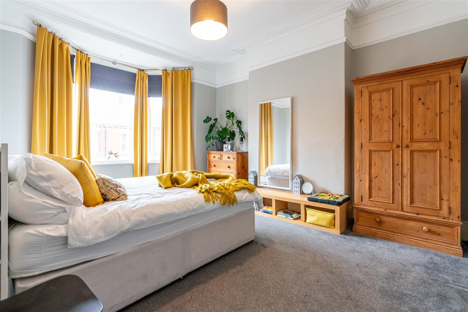 2 bed flat to rent in Trewhitt Road, Heaton 2