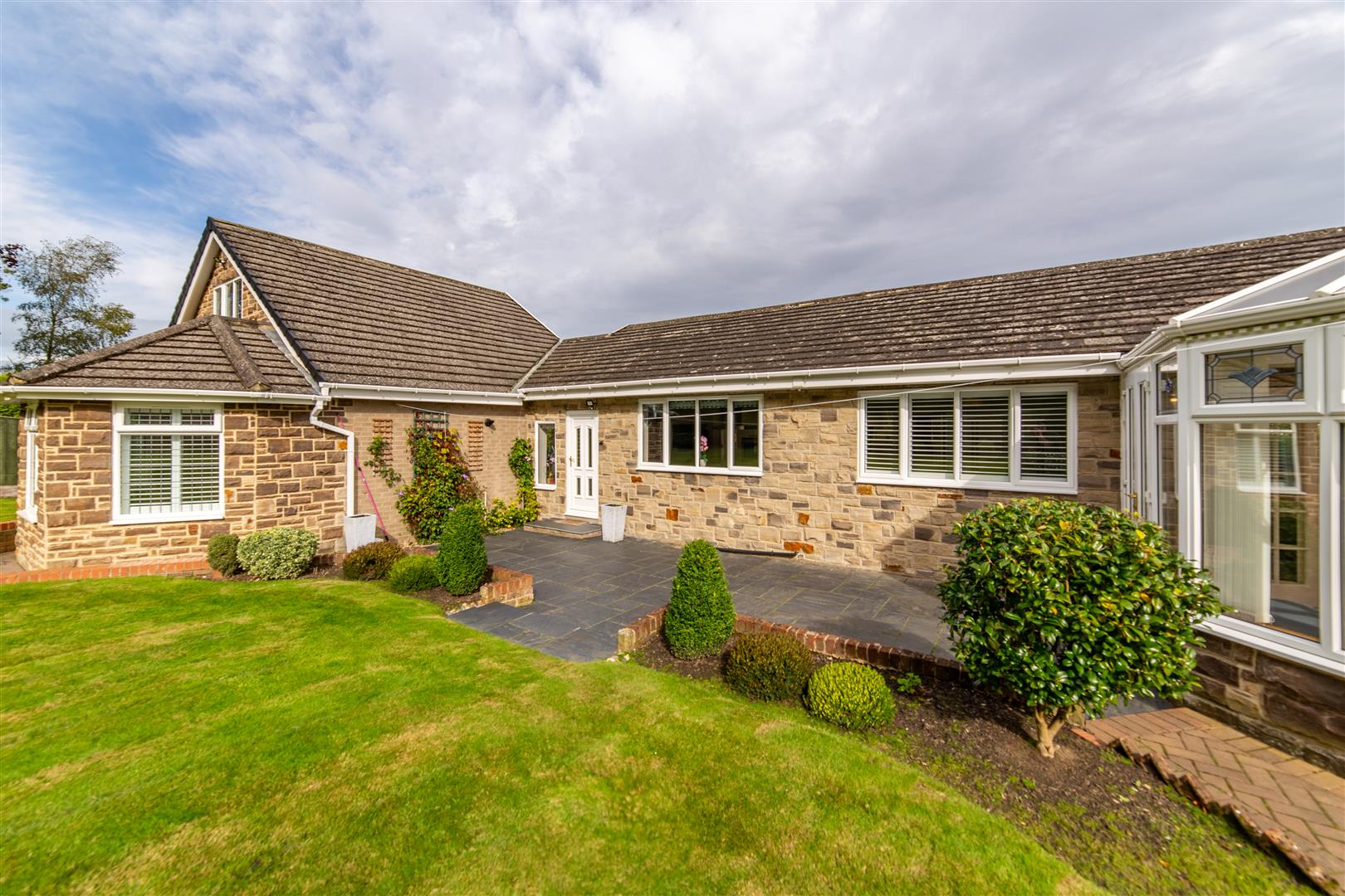 5 bed detached bungalow for sale in Thornlea, Hepscott  - Property Image 19