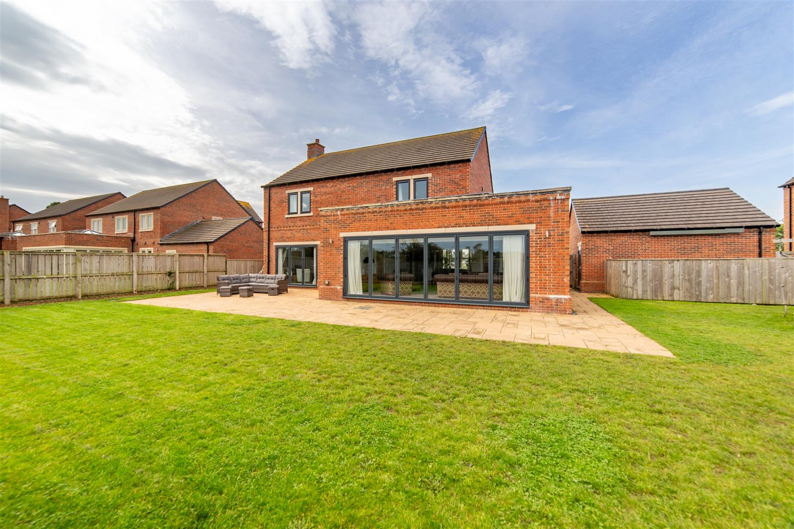4 bed detached house for sale in Field View, Newcastle Upon Tyne  - Property Image 12