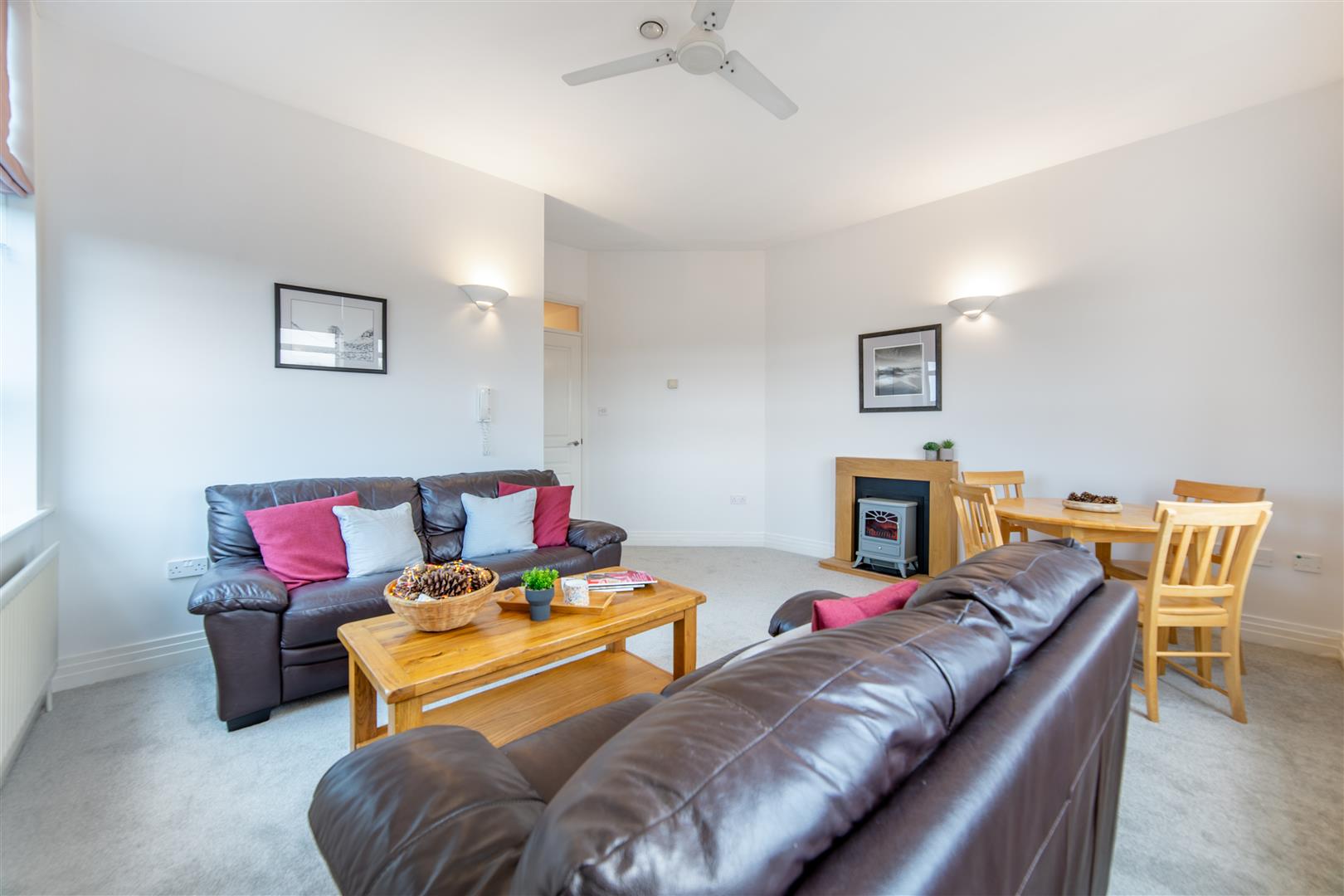 2 bed apartment for sale in The Wills Building, Newcastle Upon Tyne  - Property Image 3