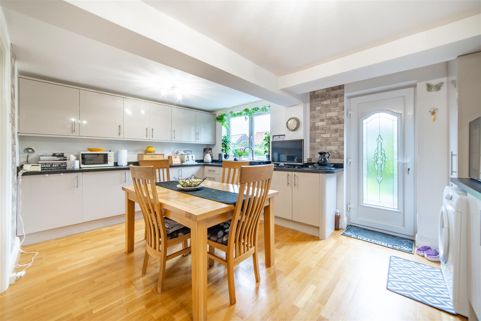 4 bed semi-detached house for sale in Mountfield Gardens, Newcastle Upon Tyne  - Property Image 3